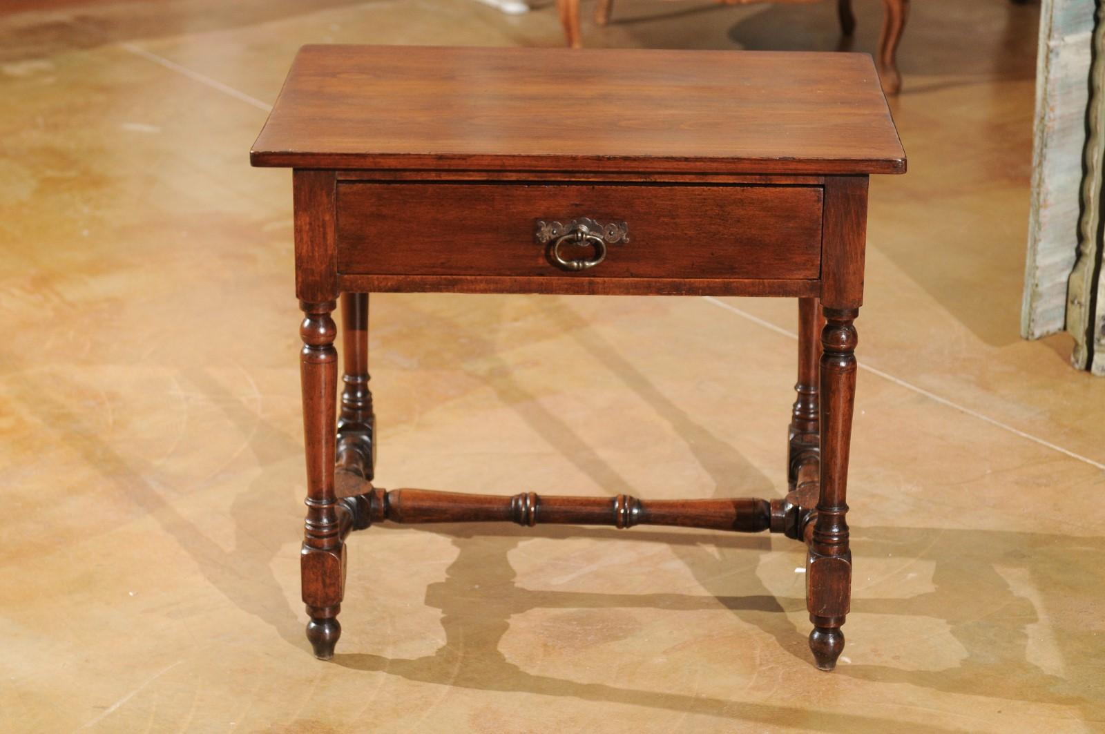 French Louis XIII Style Late 19th Century Side Table with Drawer and Turned Base For Sale 3