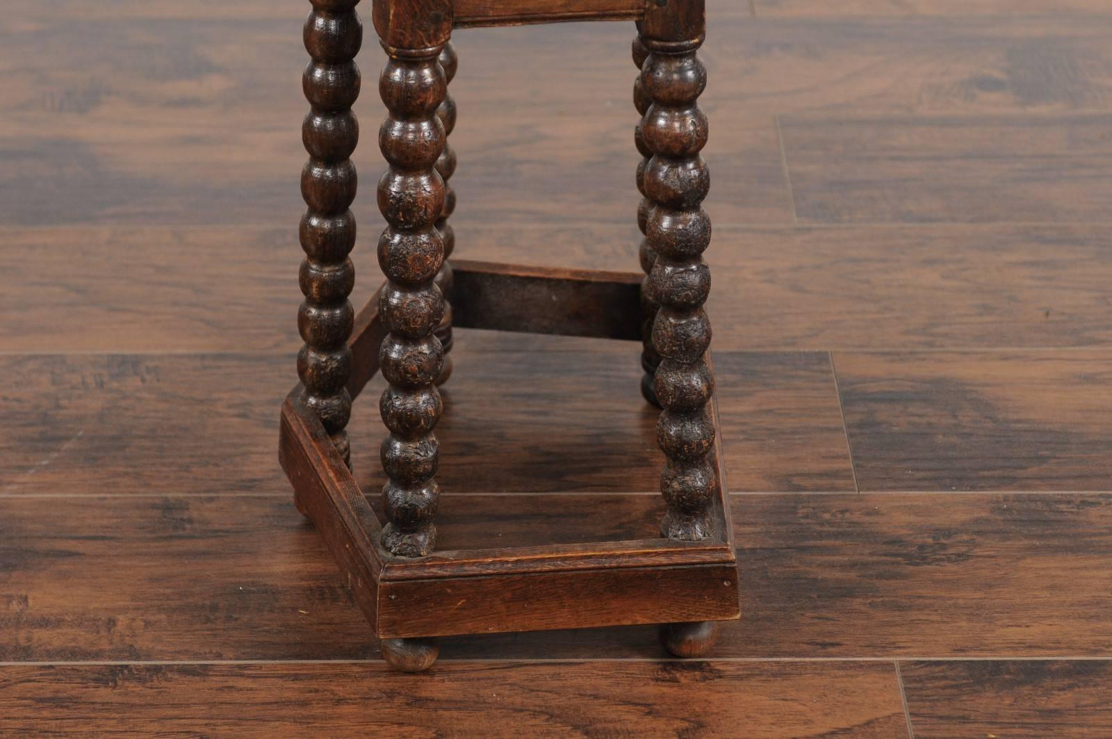 French Louis XIII Style Oak Stool with Bobbin Legs and Side Stretcher, 1860s 4
