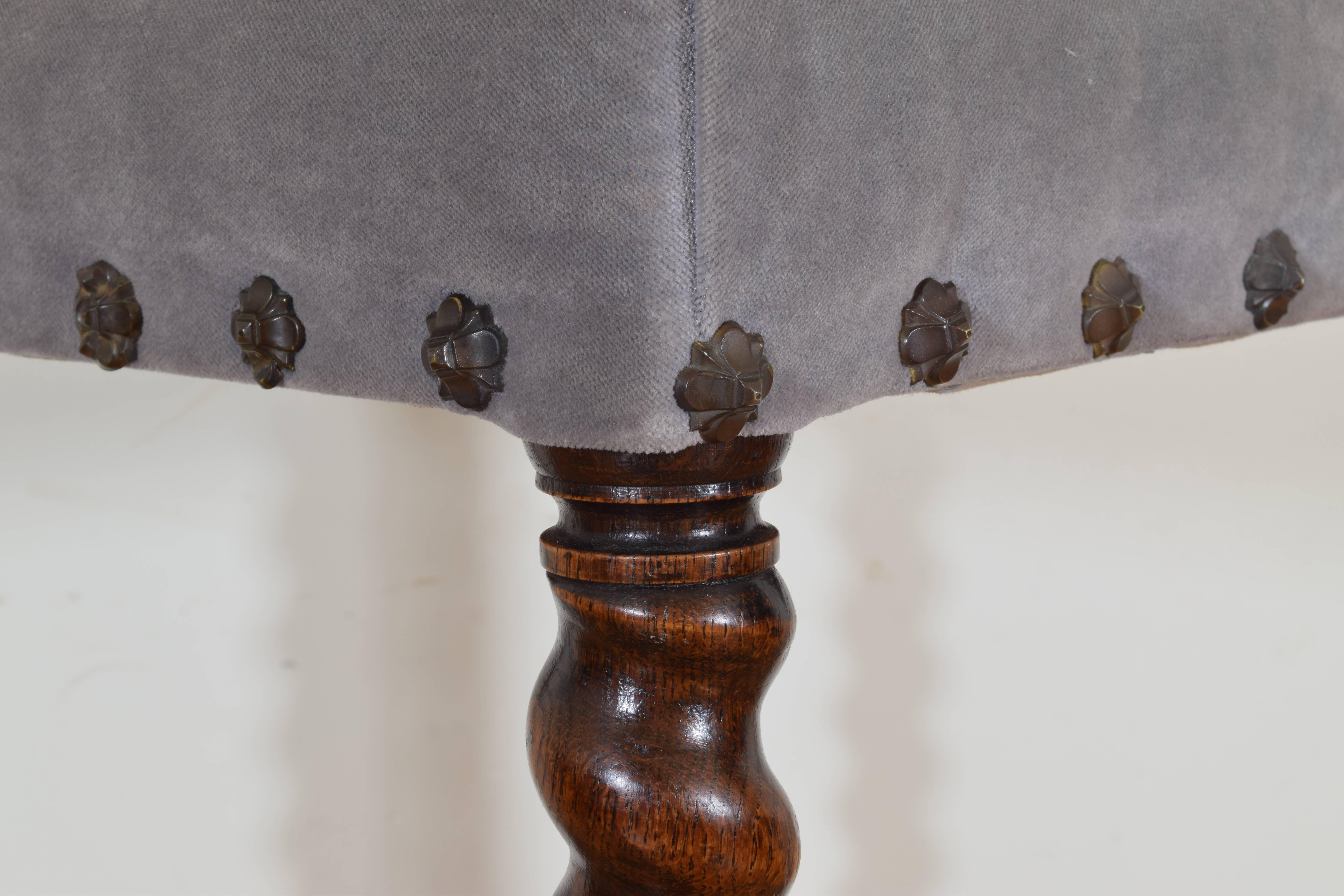 Sedia alta francese in stile Luigi XIII di Oak, fine XIX-inizio XX secolo in vendita 2