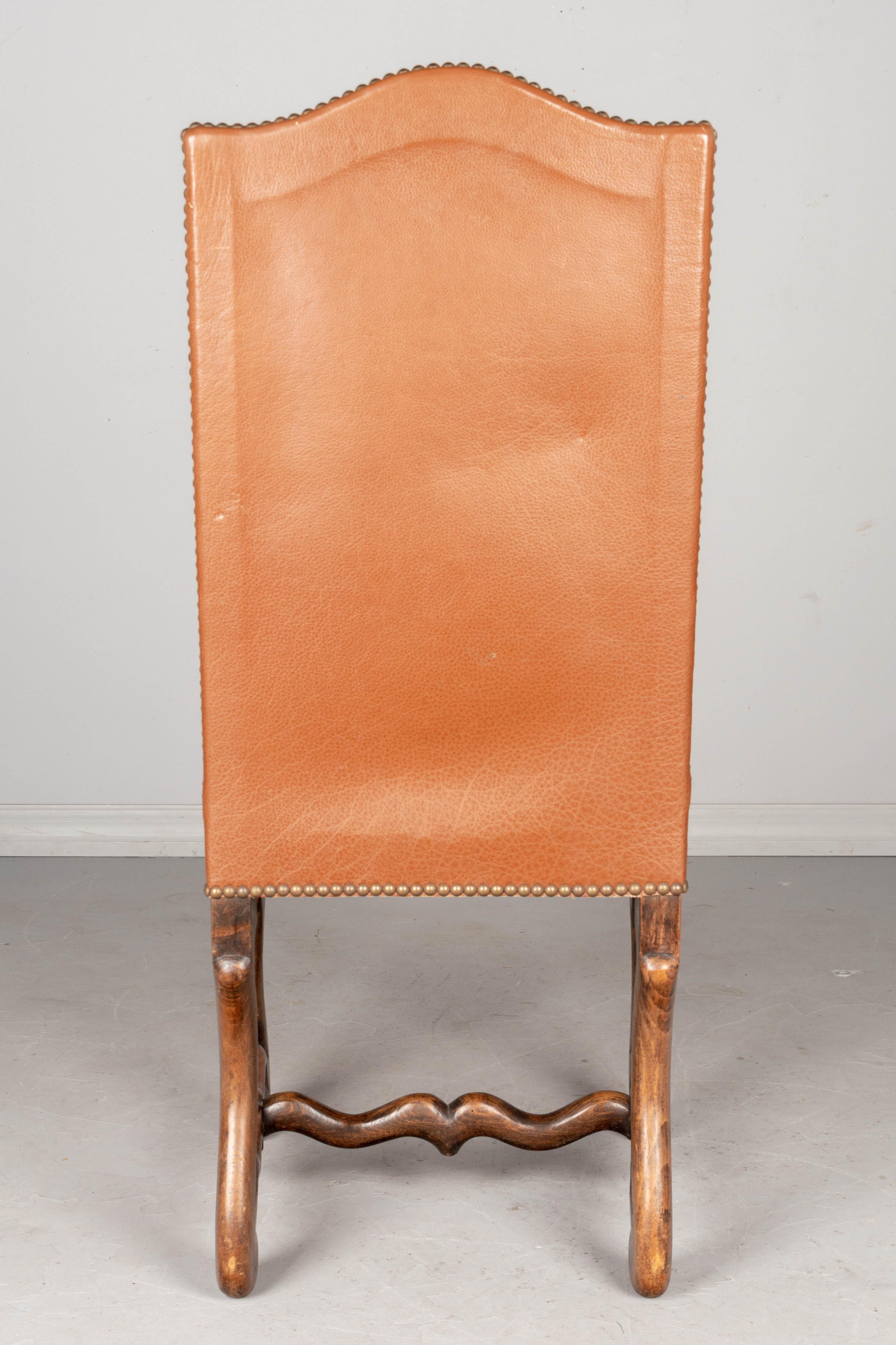 Chaises de salle à manger françaises Os de Mouton de style Louis XIII, lot de 8 3