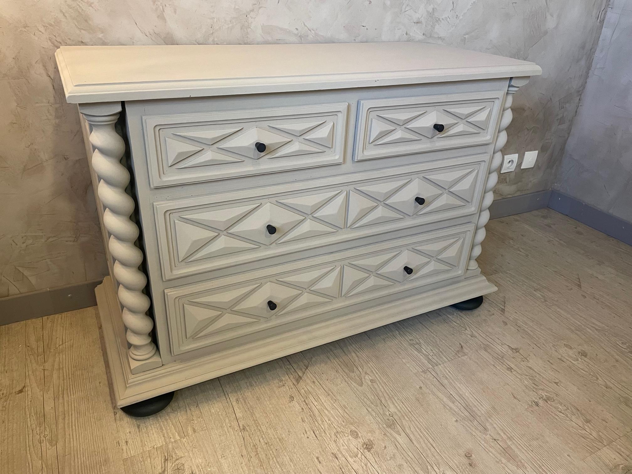 French Louis XIII Style Painted Chest of Drawers In Good Condition In LEGNY, FR