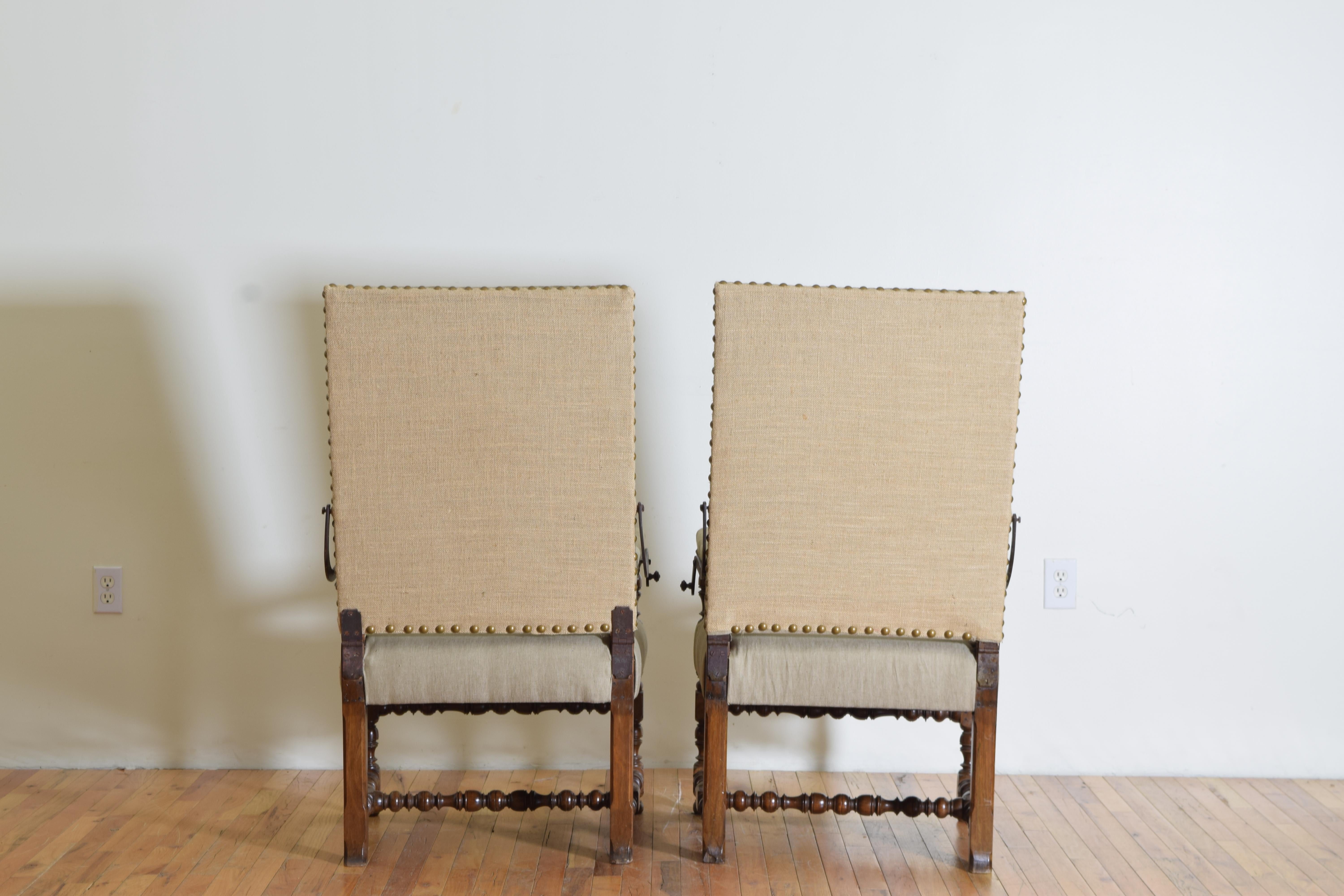 French Louis XIII Style Pair of Walnut Ratchet Chairs, 19th Century In Good Condition In Atlanta, GA