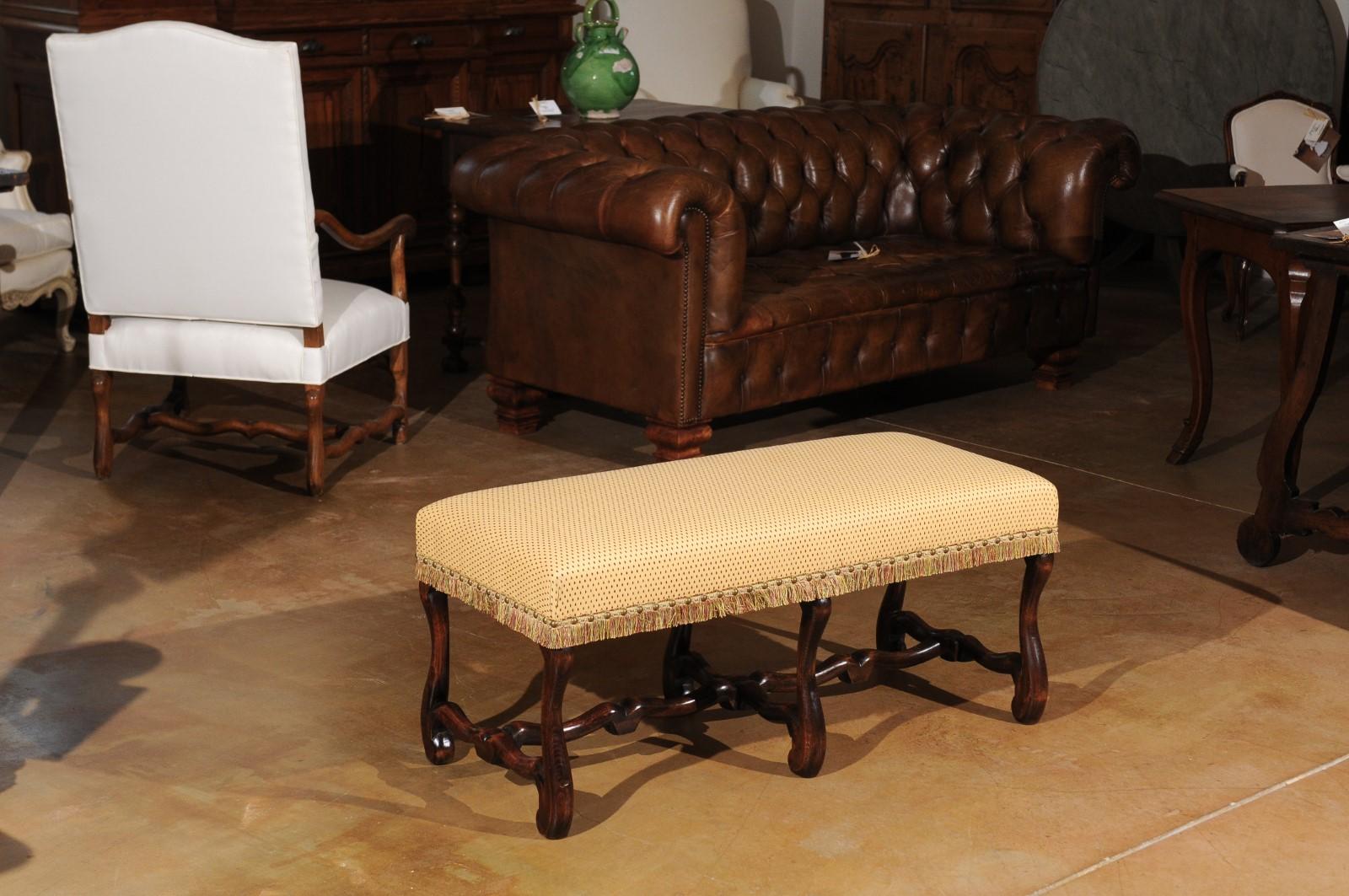 French Louis XIII Style Upholstered Bench with Os De Mouton Legs, circa 1860 In Good Condition In Atlanta, GA