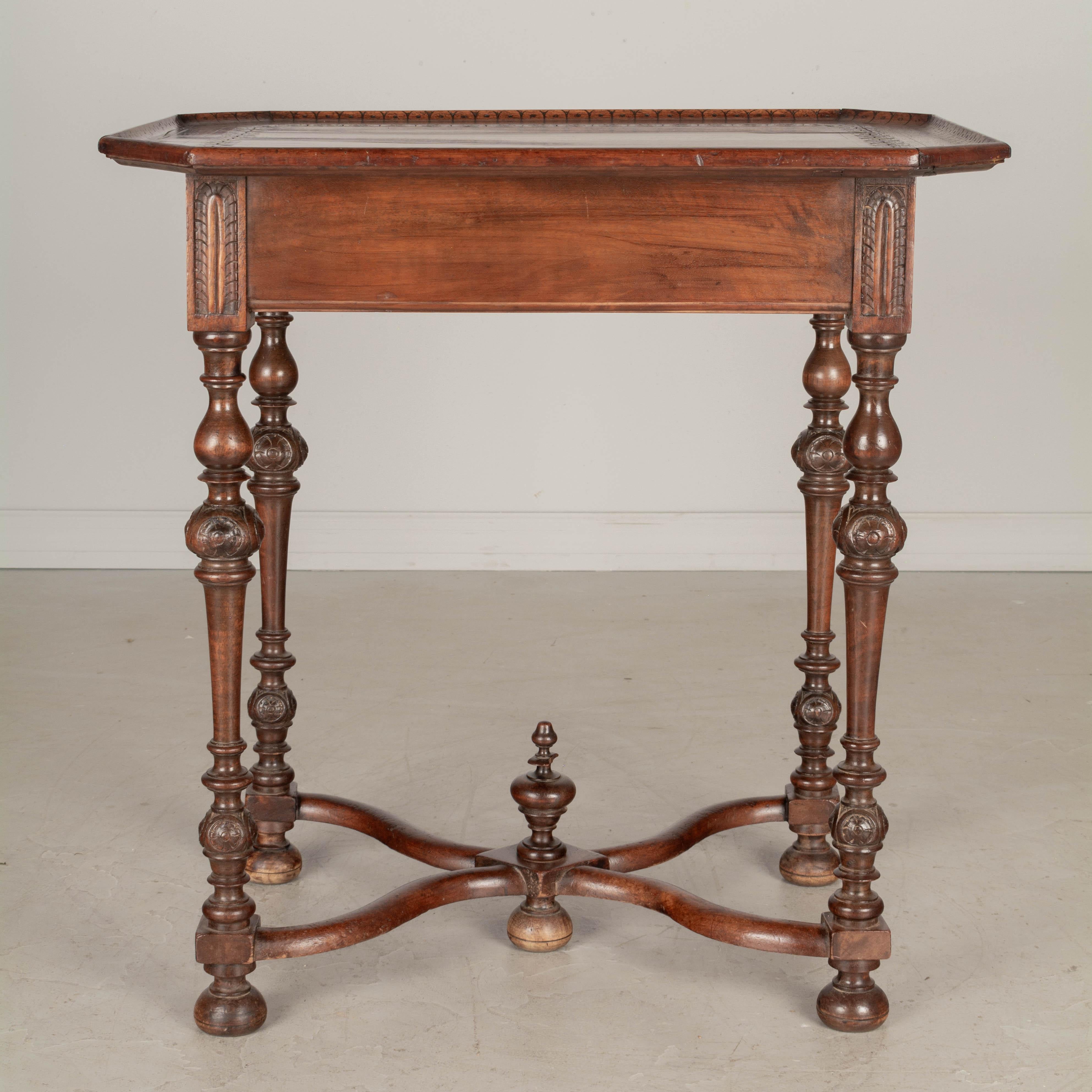 19th Century French Louis XIII Style Walnut Side Table For Sale