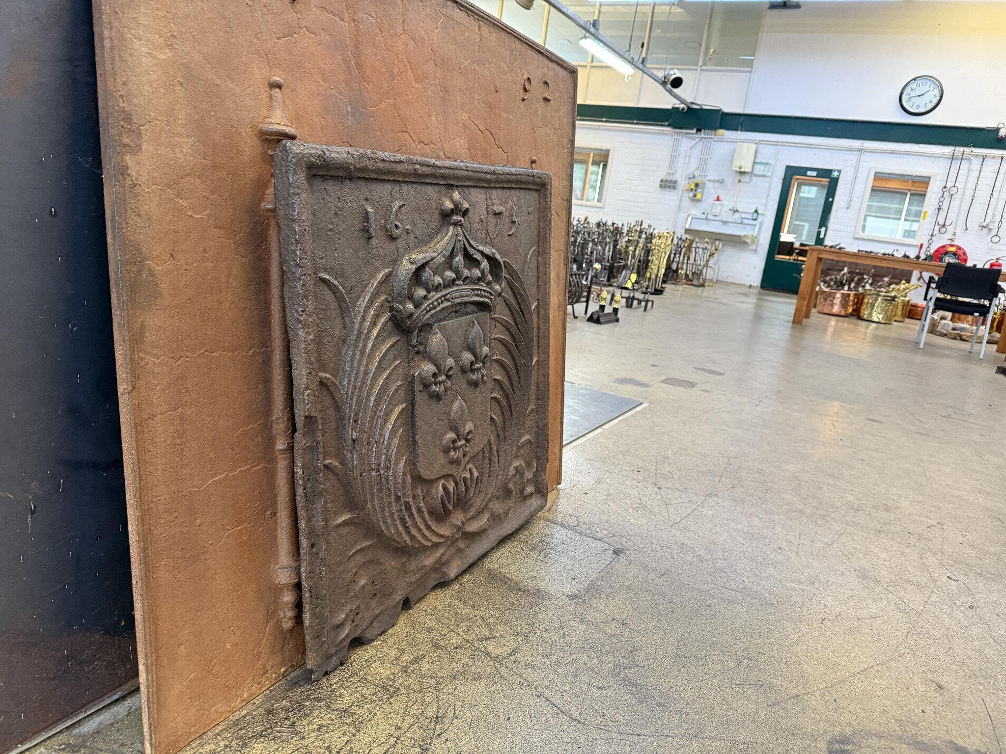 Parafuoco francese Luigi XIV 'Arms of France', XVII secolo in vendita 7