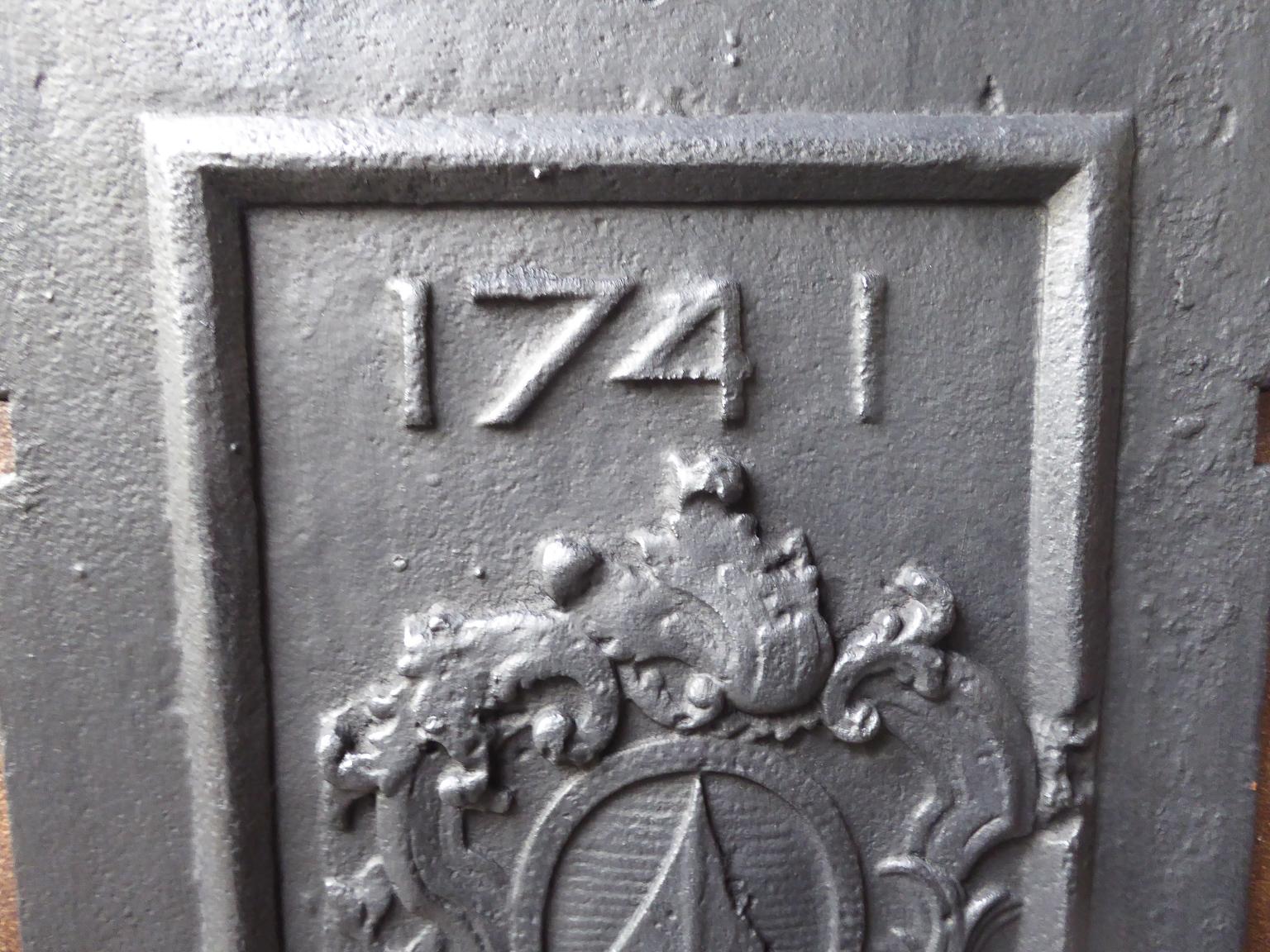 18th Century and Earlier French Louis XIV 'Coat of Arms' Fireback / Backsplash, Dated 1741 For Sale