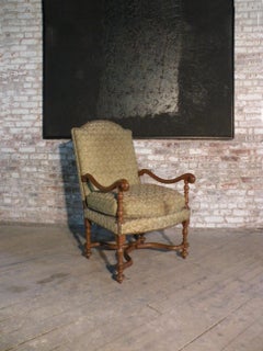 French Louis XIV late 17th Century Beechwood Armchair