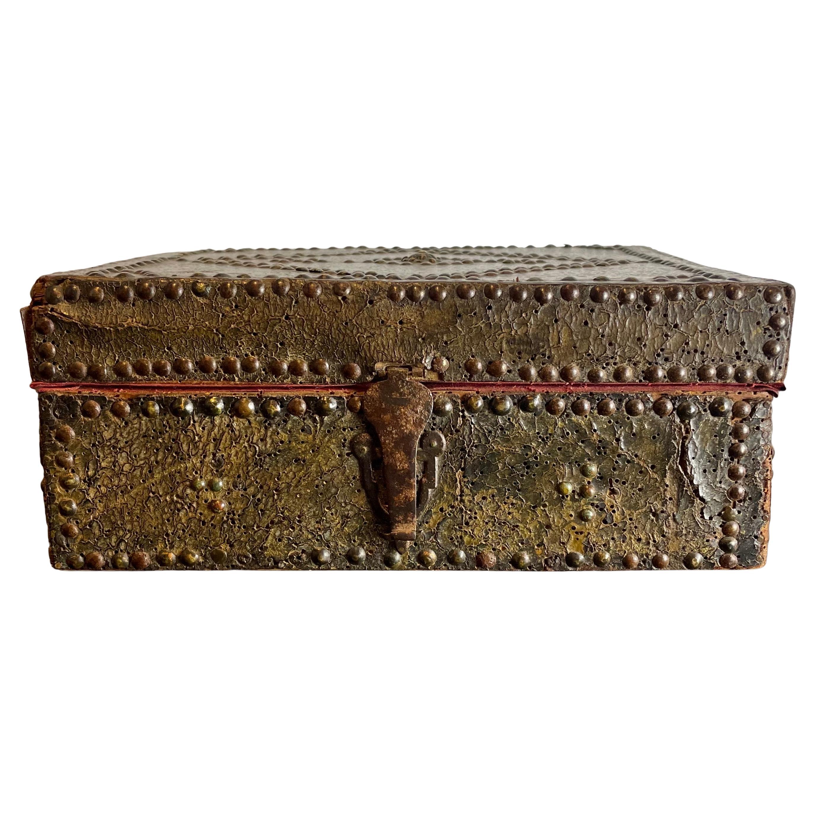 French Louis XIV Messenger Box - Leather Wrapped Wood - France - 17th 18th For Sale