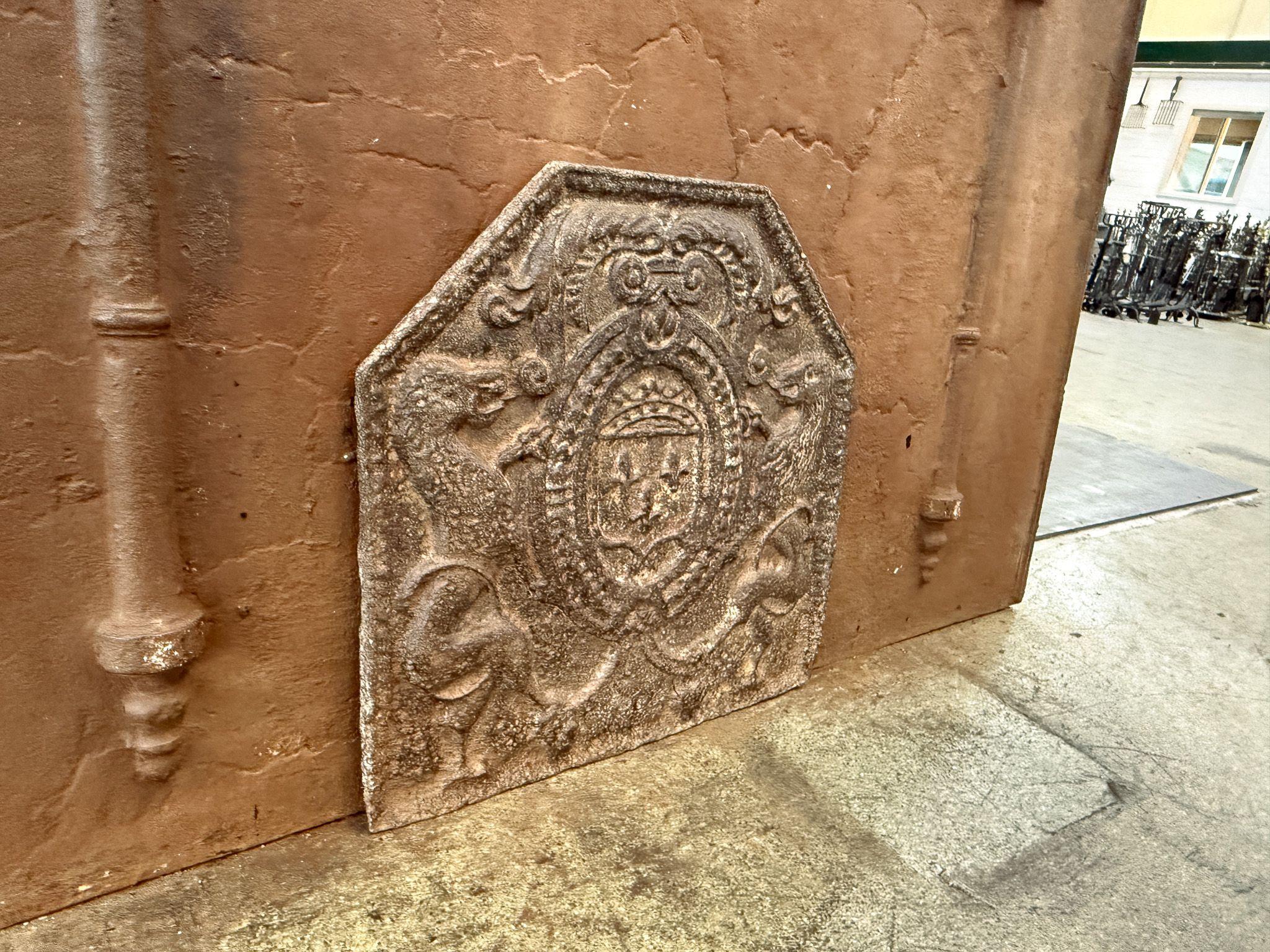 French Louis XIV Period 'Arms of France' Fireback / Backsplash, 17th Century For Sale 3