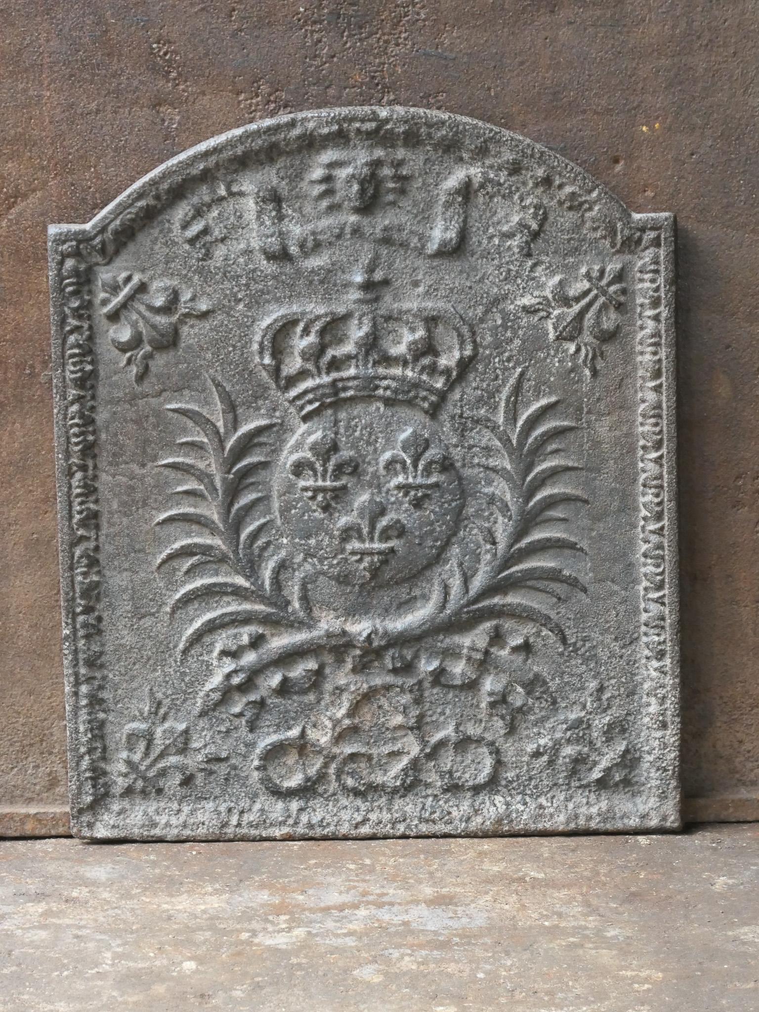 French Louis XIV Period 'Arms of France' Fireback / Backsplash In Good Condition For Sale In Amerongen, NL