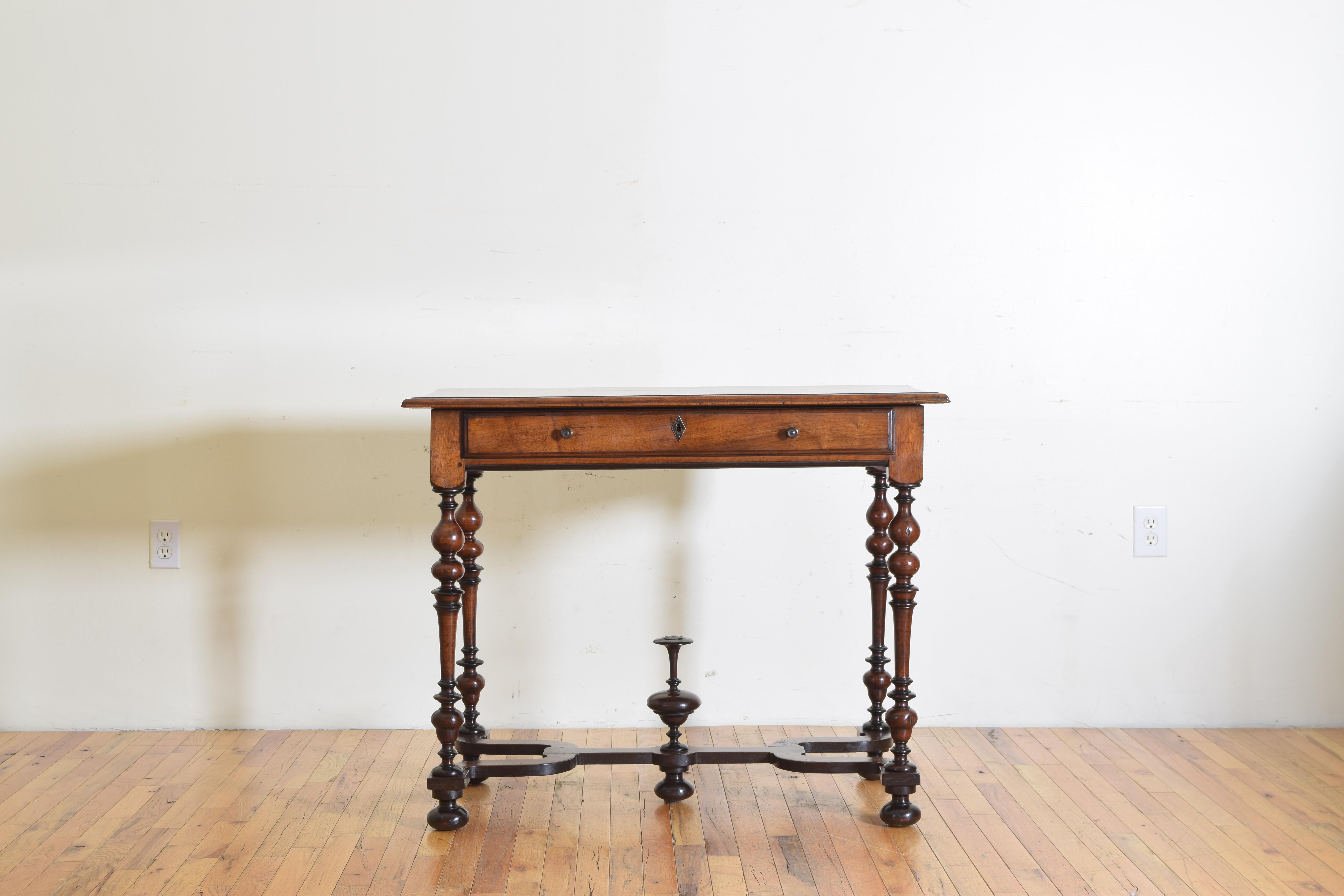 French Louis XIV Period Walnut 1-Drawer Table, Early 18th Century In Good Condition In Atlanta, GA
