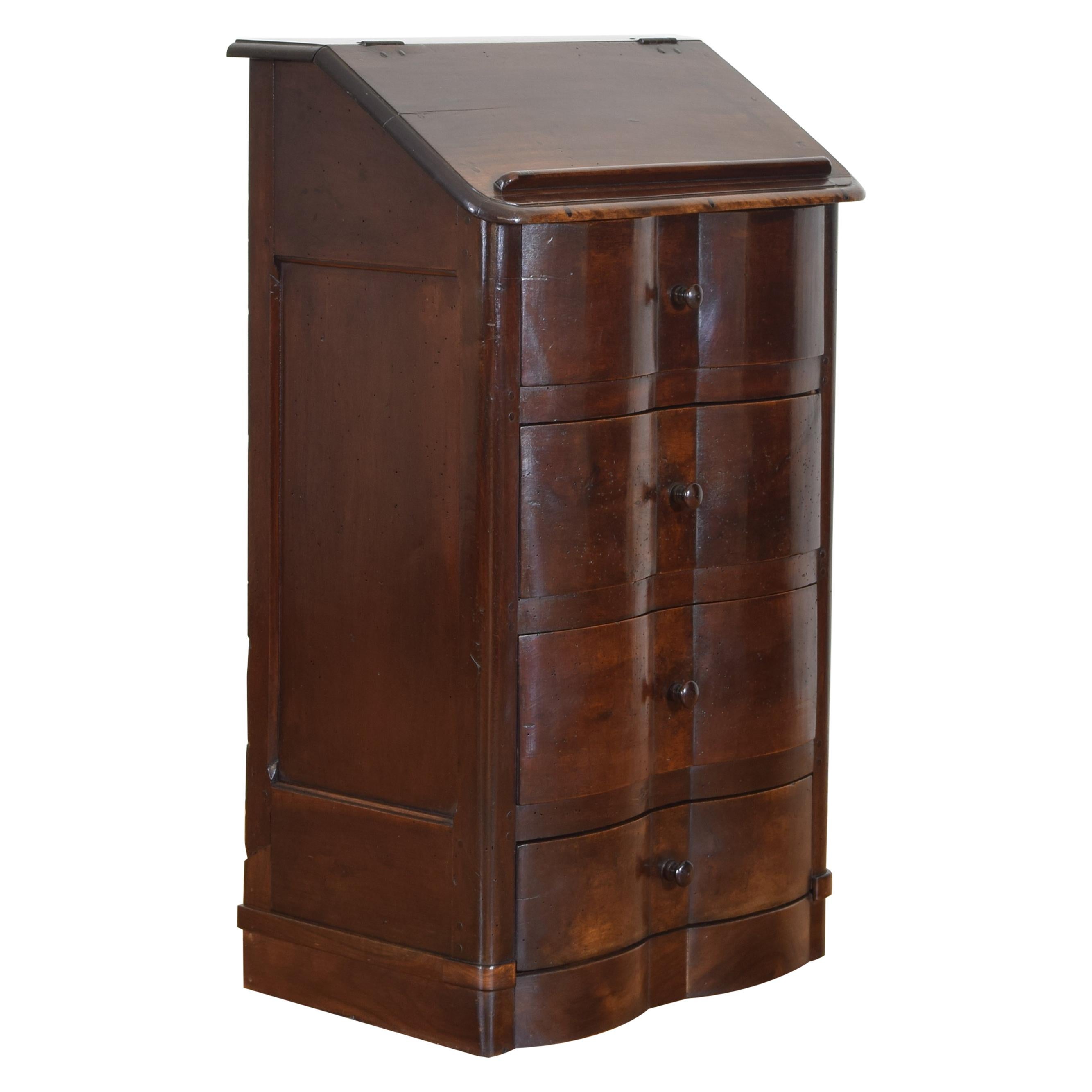 French Louis XIV Period Walnut Four-Drawer Bureau Commode, Early 18th Century