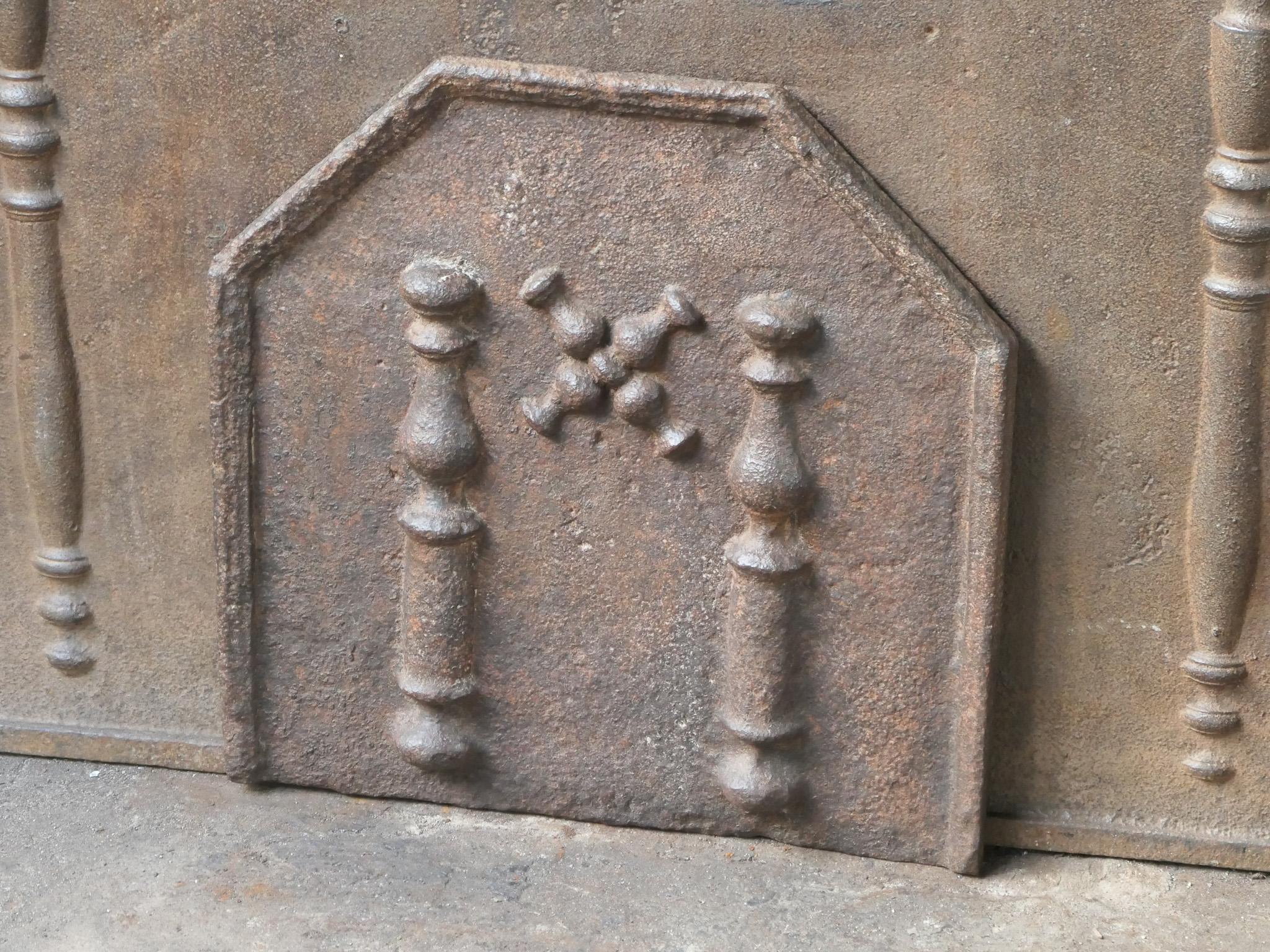 French Louis XIV 'Pillars with Saint Andrew's Cross' Fireback / Backsplash For Sale 1