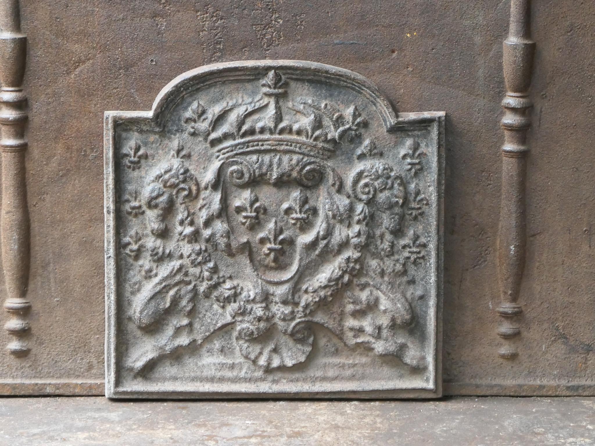 French Louis XIV Style 'Arms of France' Fireback / Backsplash, 20th Century In Good Condition For Sale In Amerongen, NL