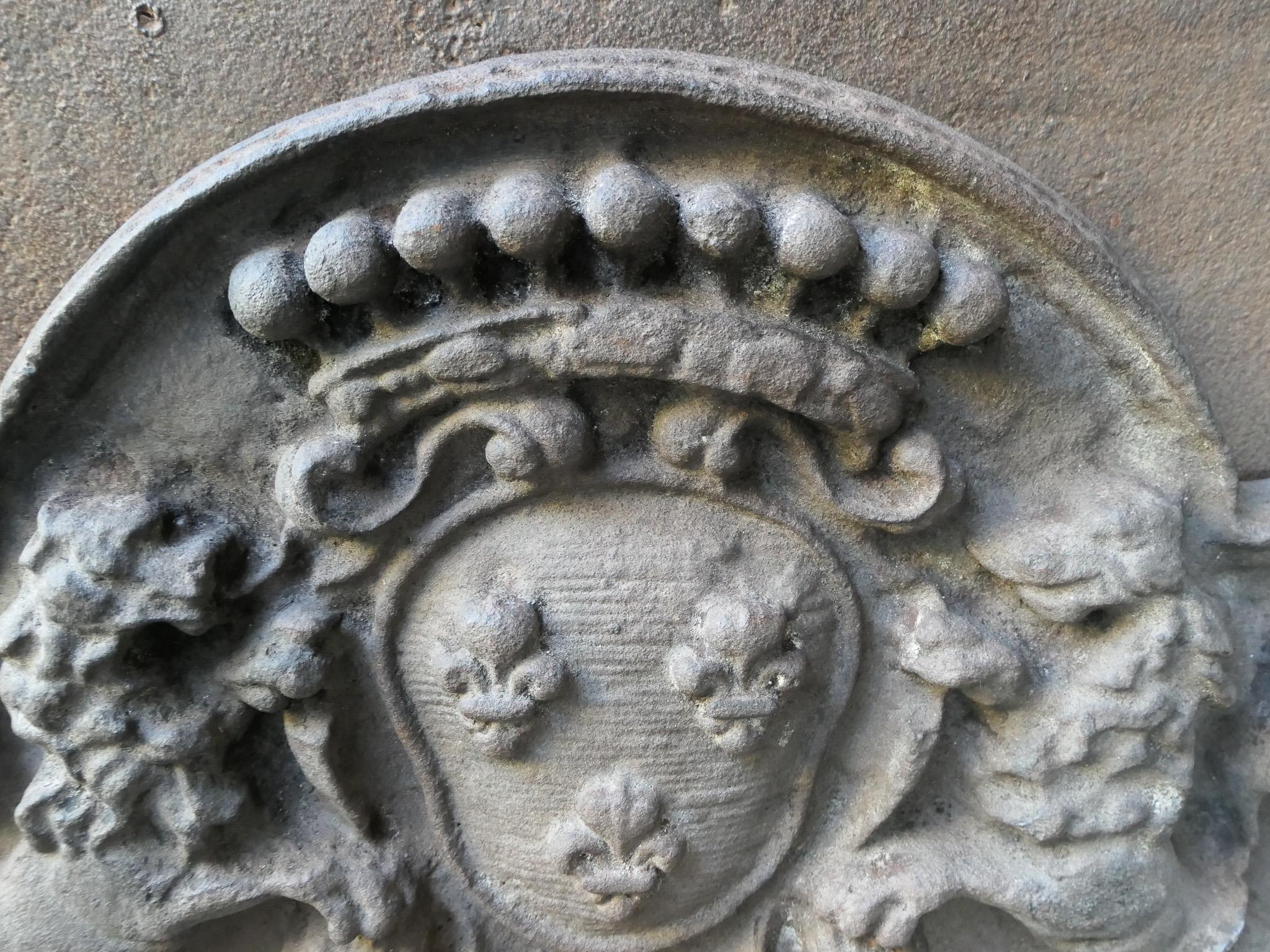 Plaque de cheminée française de style Louis XIV « Arms of France », 20e siècle en vente 1