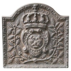 Plaque de cheminée française de style Louis XIV « Arms of France »
