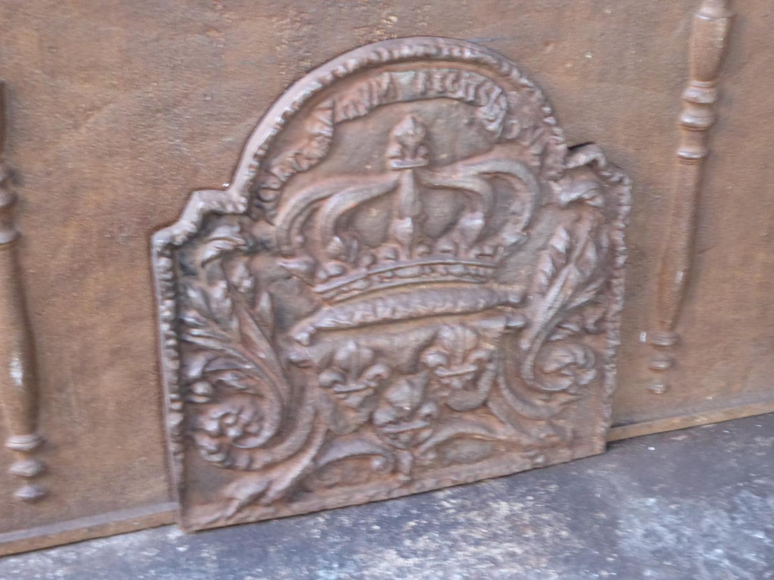 French Louis XIV Style 'Arms of France' Fireback In Good Condition In Soest, NL