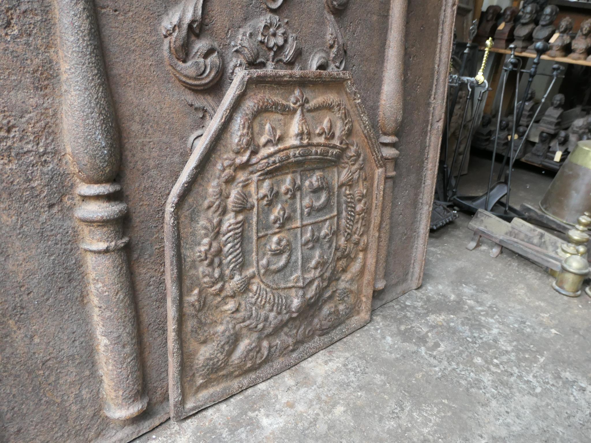French Louis XIV Style 'Arms of France' Fireback / Backsplash For Sale 3