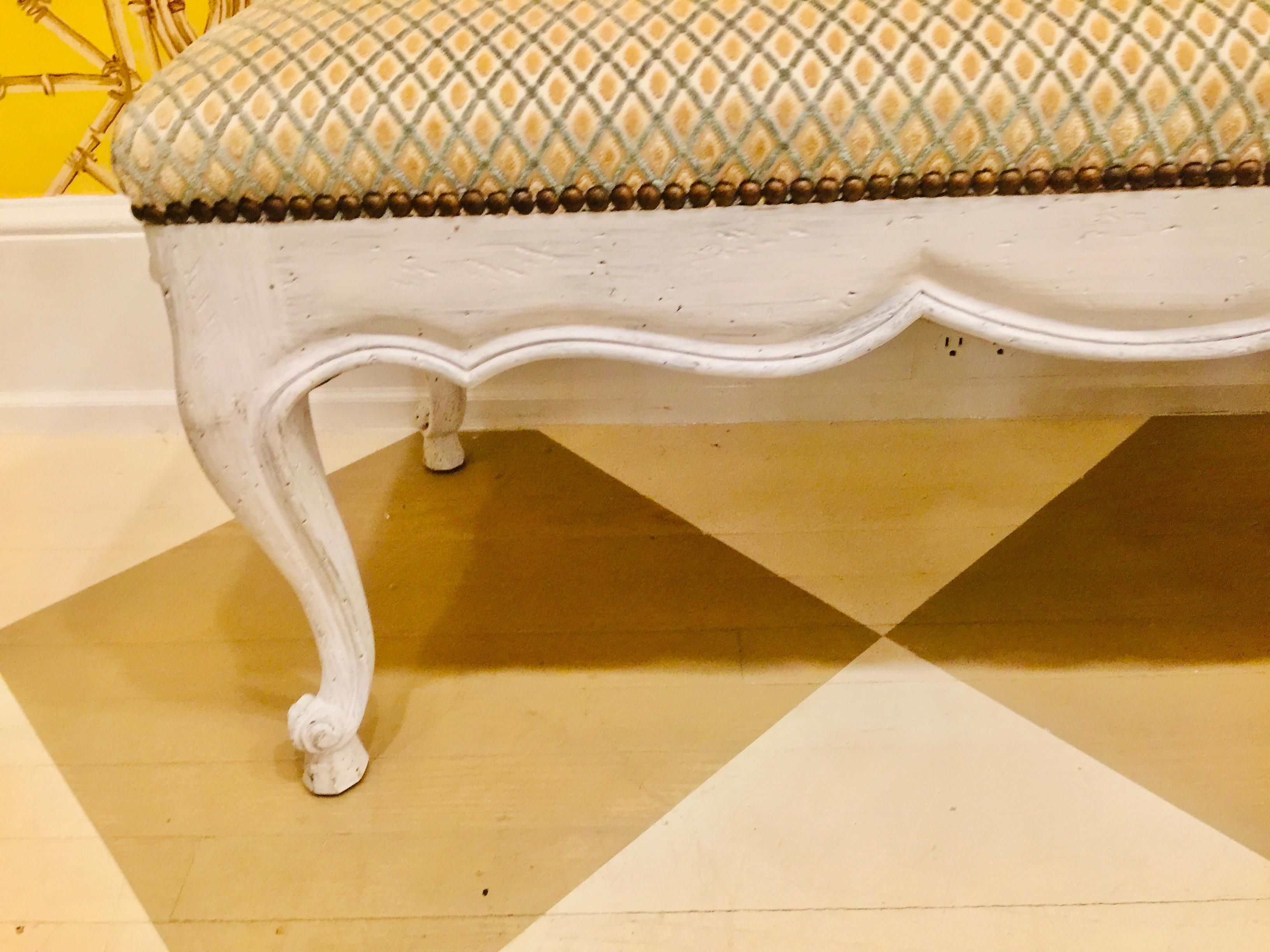 French Louis XIV Style Chalked White Wooden Bench 5