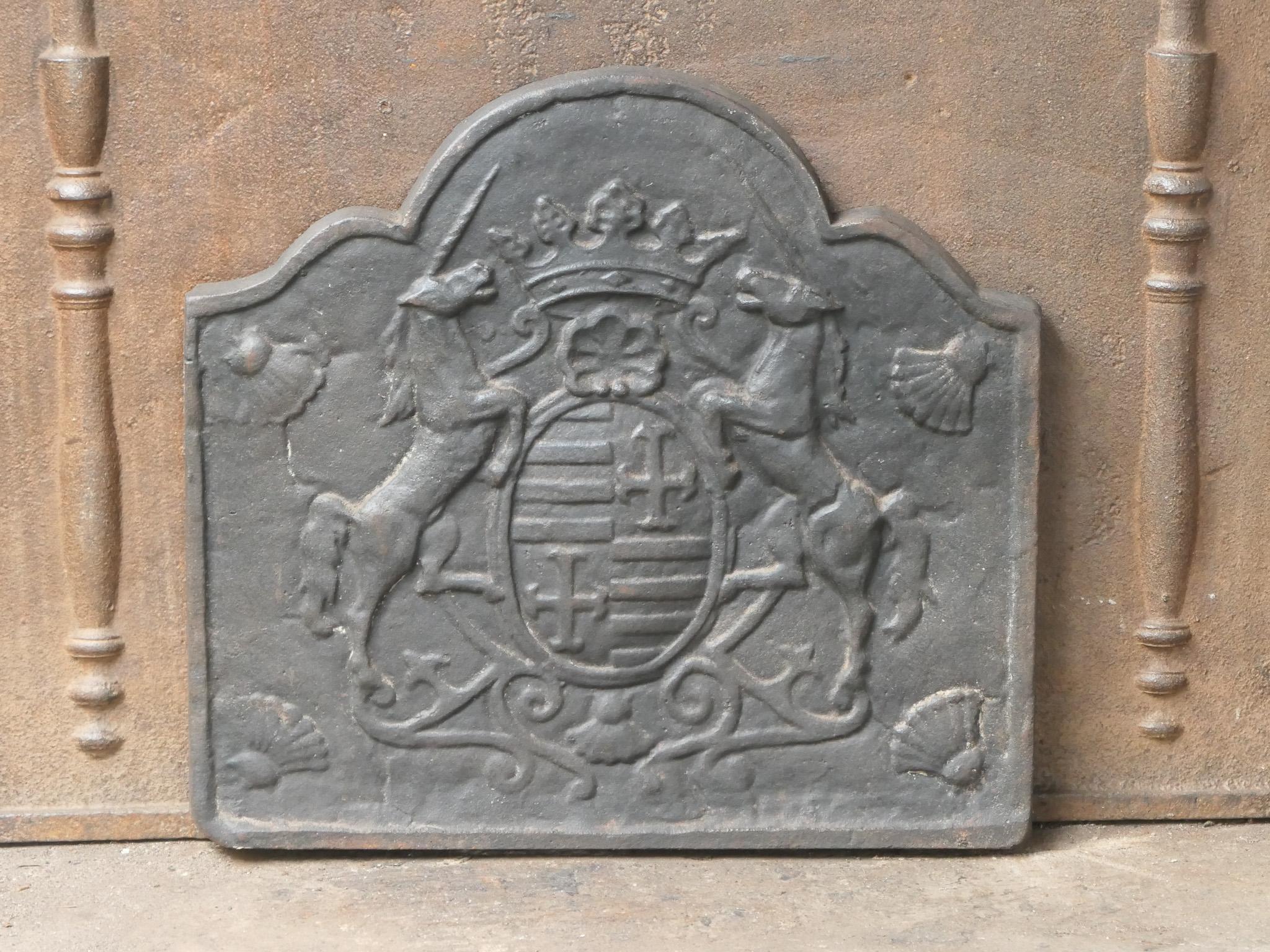 Französischer Wappenmantel im Louis XIV.-Stil, Kaminschirm/Rückenplash, 20. Jahrhundert im Zustand „Gut“ im Angebot in Soest, NL