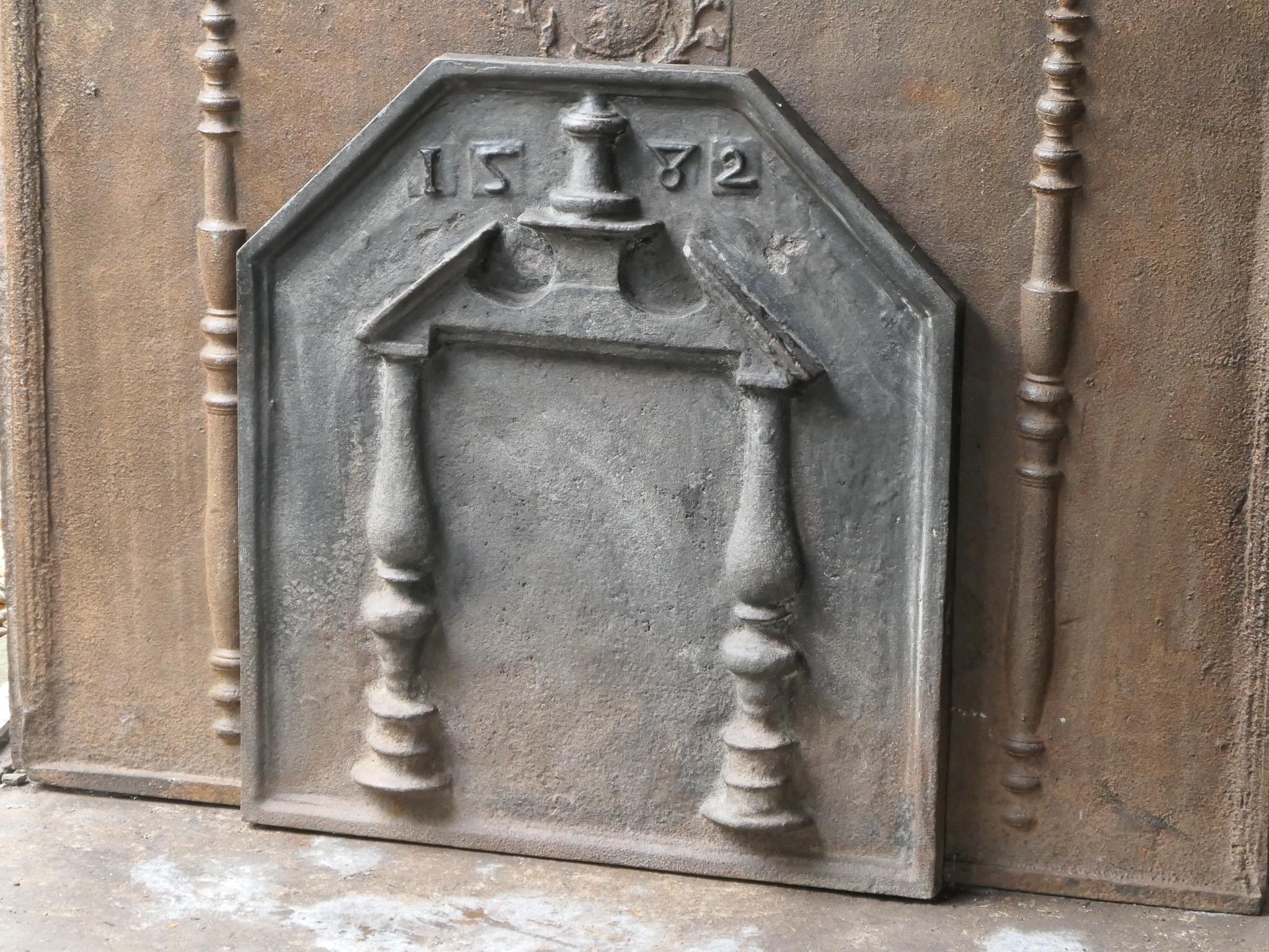 Plaque de cheminée française de style Louis XIV, 20e siècle Bon état - En vente à Soest, NL