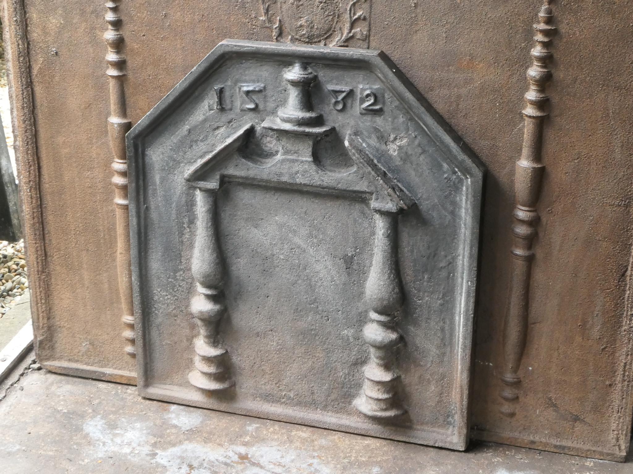 20ième siècle Plaque de cheminée française de style Louis XIV, 20e siècle en vente
