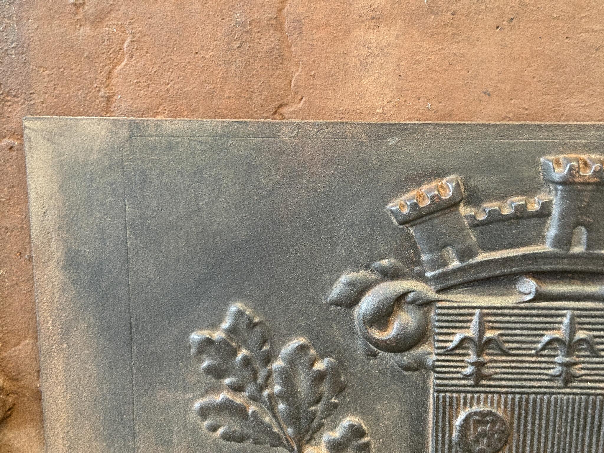 French Louis XIV Style 'Coat of Arms' Fireback / Backsplash, 20th Century For Sale 2