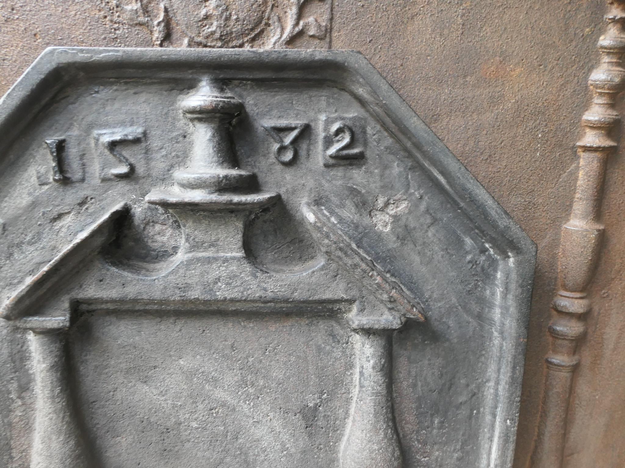 Plaque de cheminée française de style Louis XIV, 20e siècle en vente 2