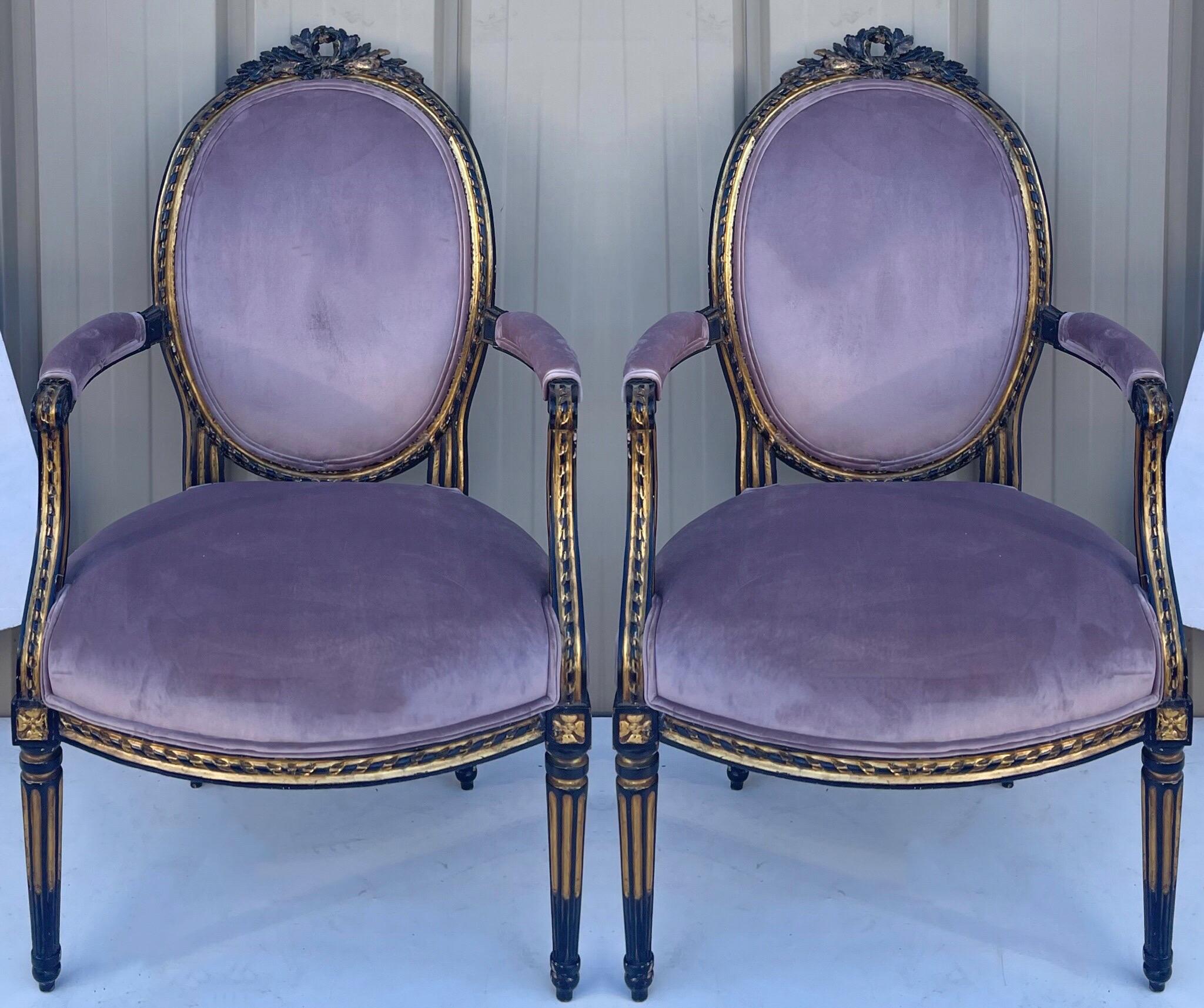 French Louis XIV Style Ebonized and Parcel-Gilt Bergère Chairs, a Pair In Good Condition For Sale In Kennesaw, GA