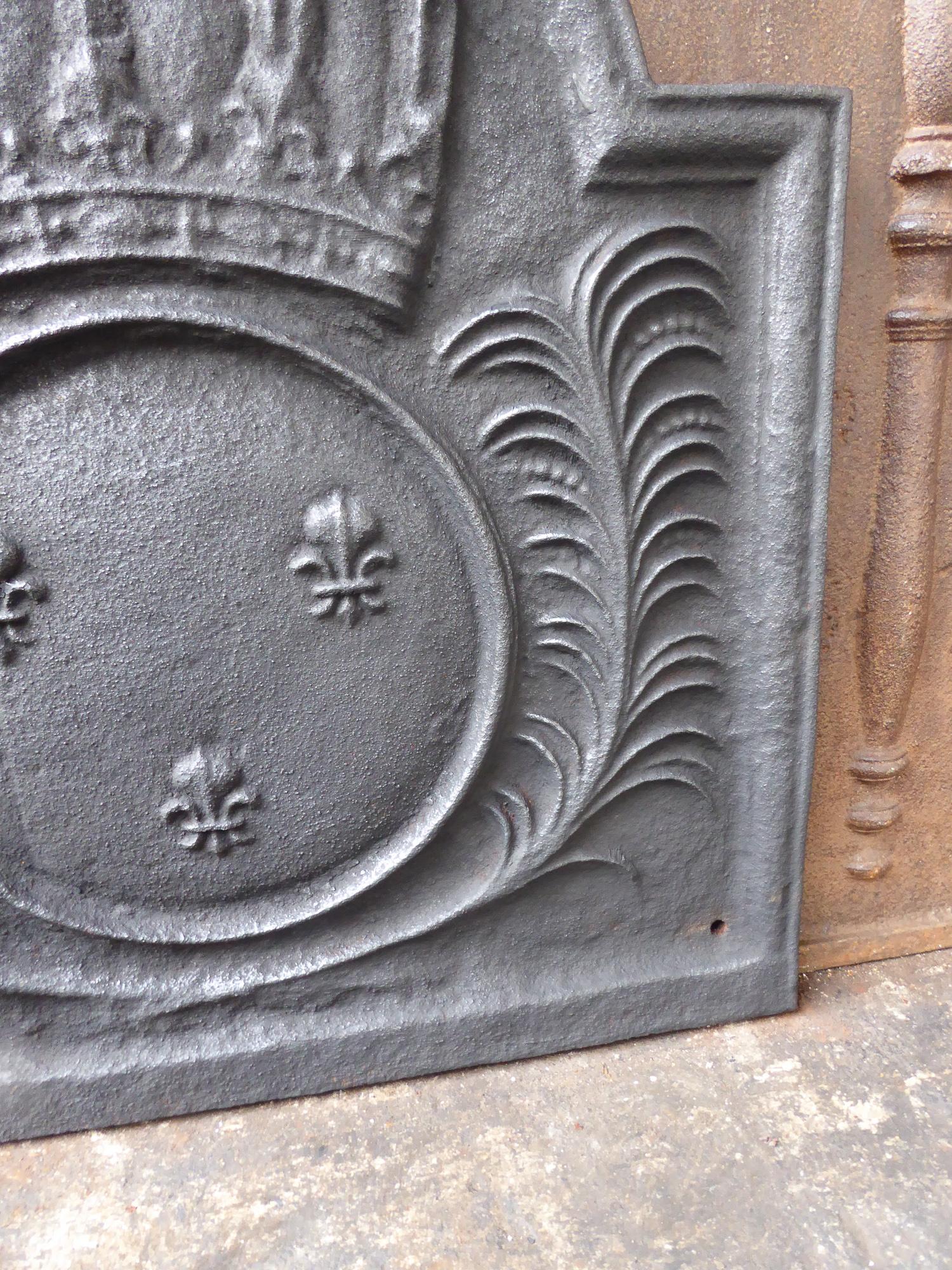 French Louis XIV Style Fireback with the Coat of Arms of France In Good Condition In Amerongen, NL