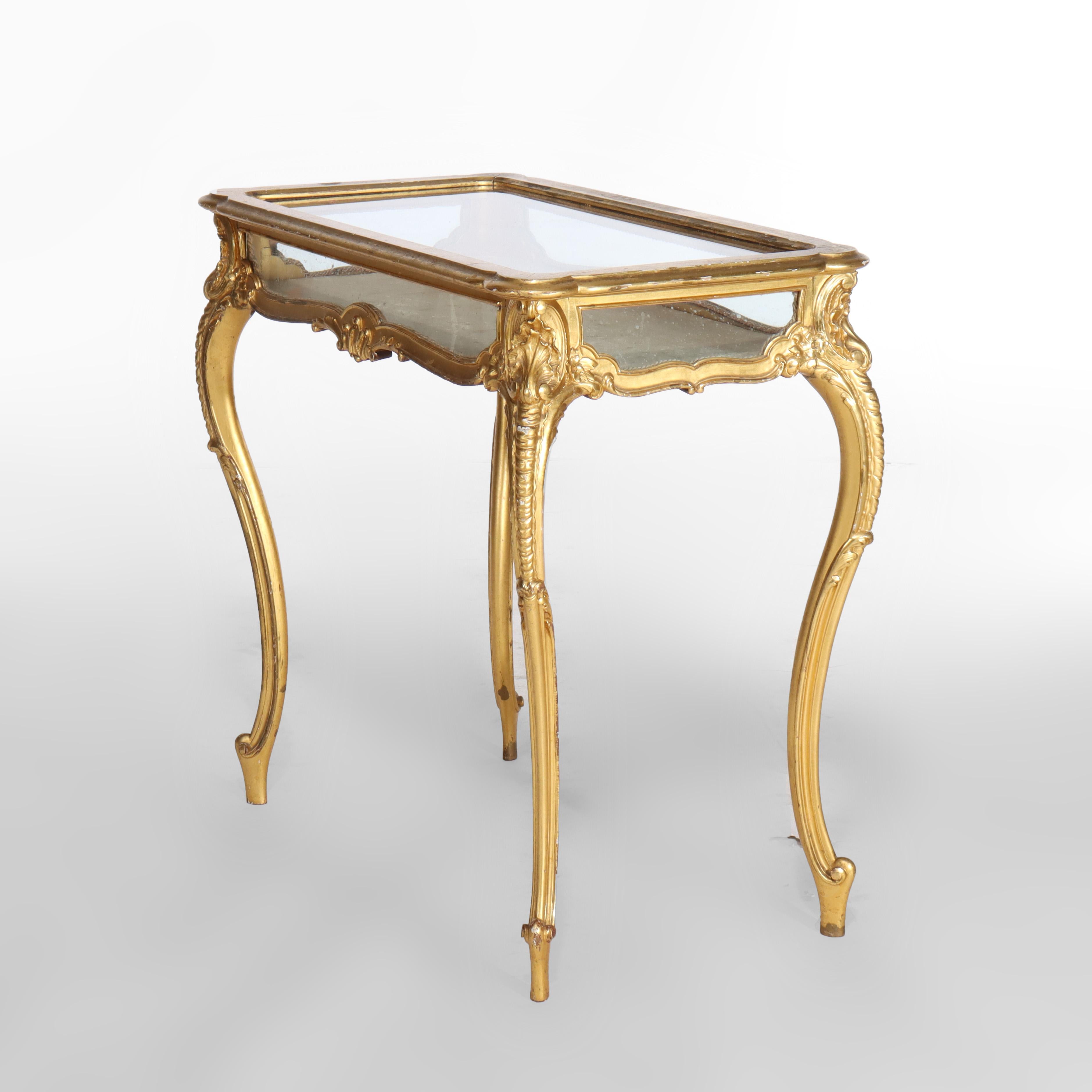 French Louis XIV Style Giltwood Flip Top Display Vitrine C1930 In Good Condition In Big Flats, NY