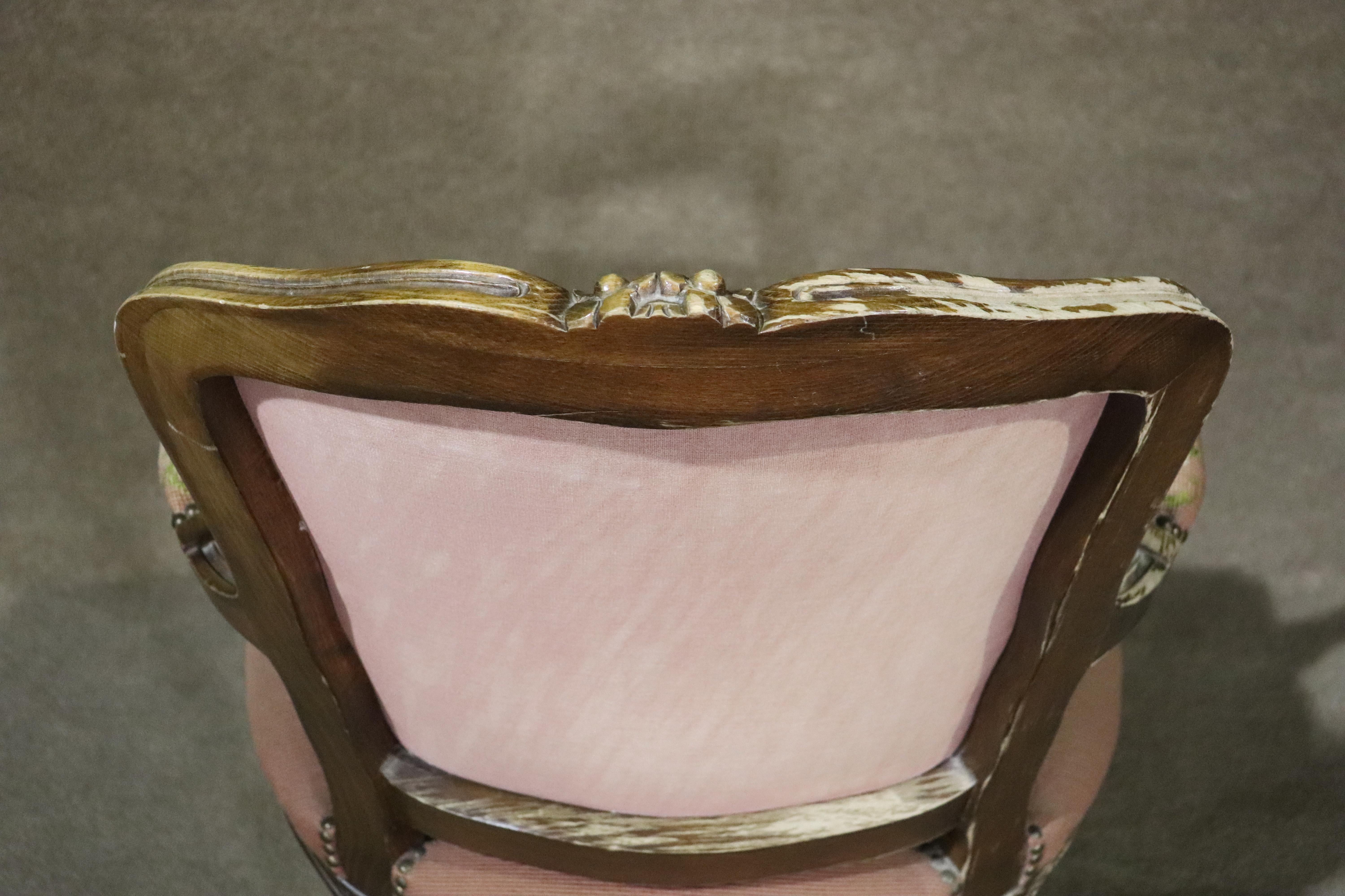 Französischer Louis XIV-Stil Sessel mit Nadelspitze im Angebot 2