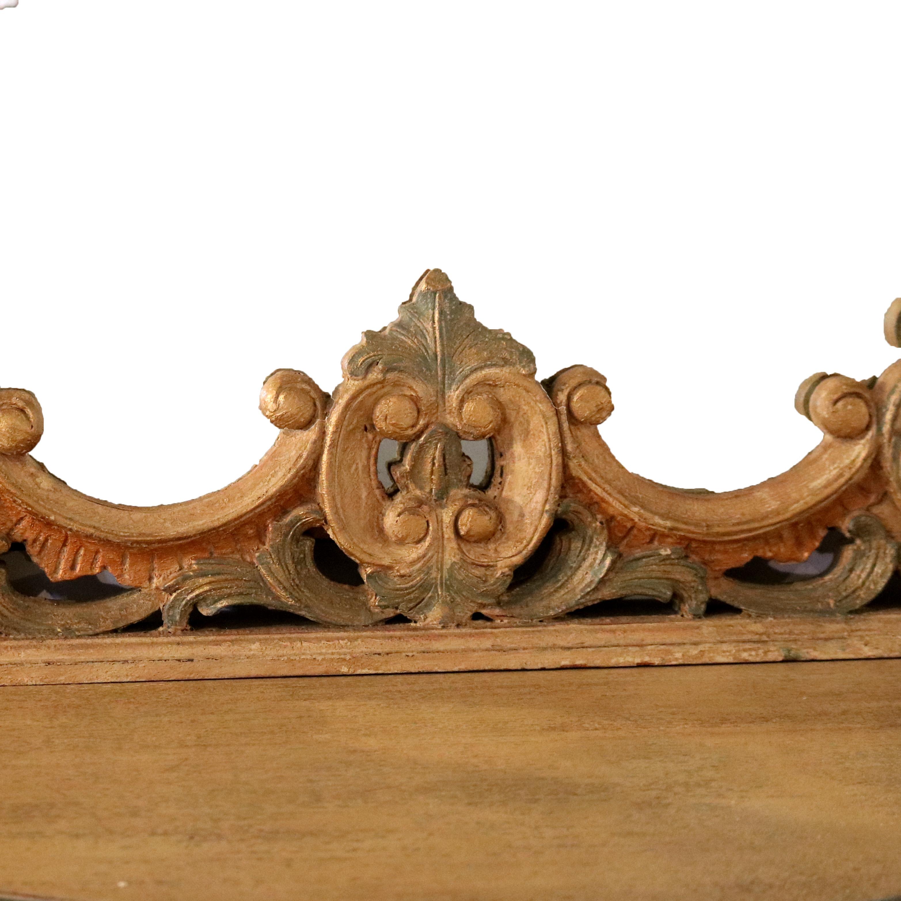 Specchio Set di console francese in stile Luigi XIV in legno dorato e policromato con volute ornamentali in vendita