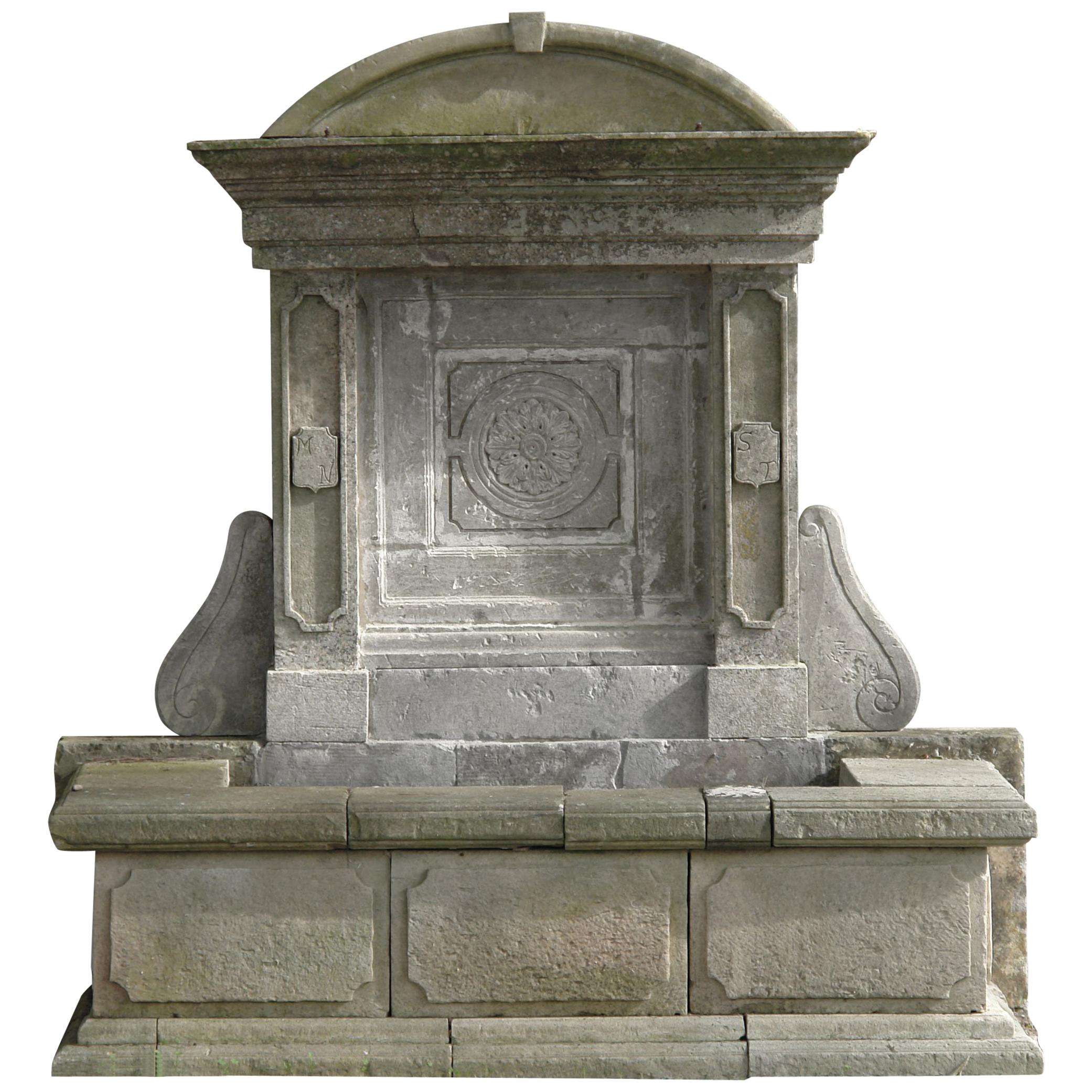 French Louis XIV Style Provence Fountain in Limestone, Riviera Coast, France For Sale