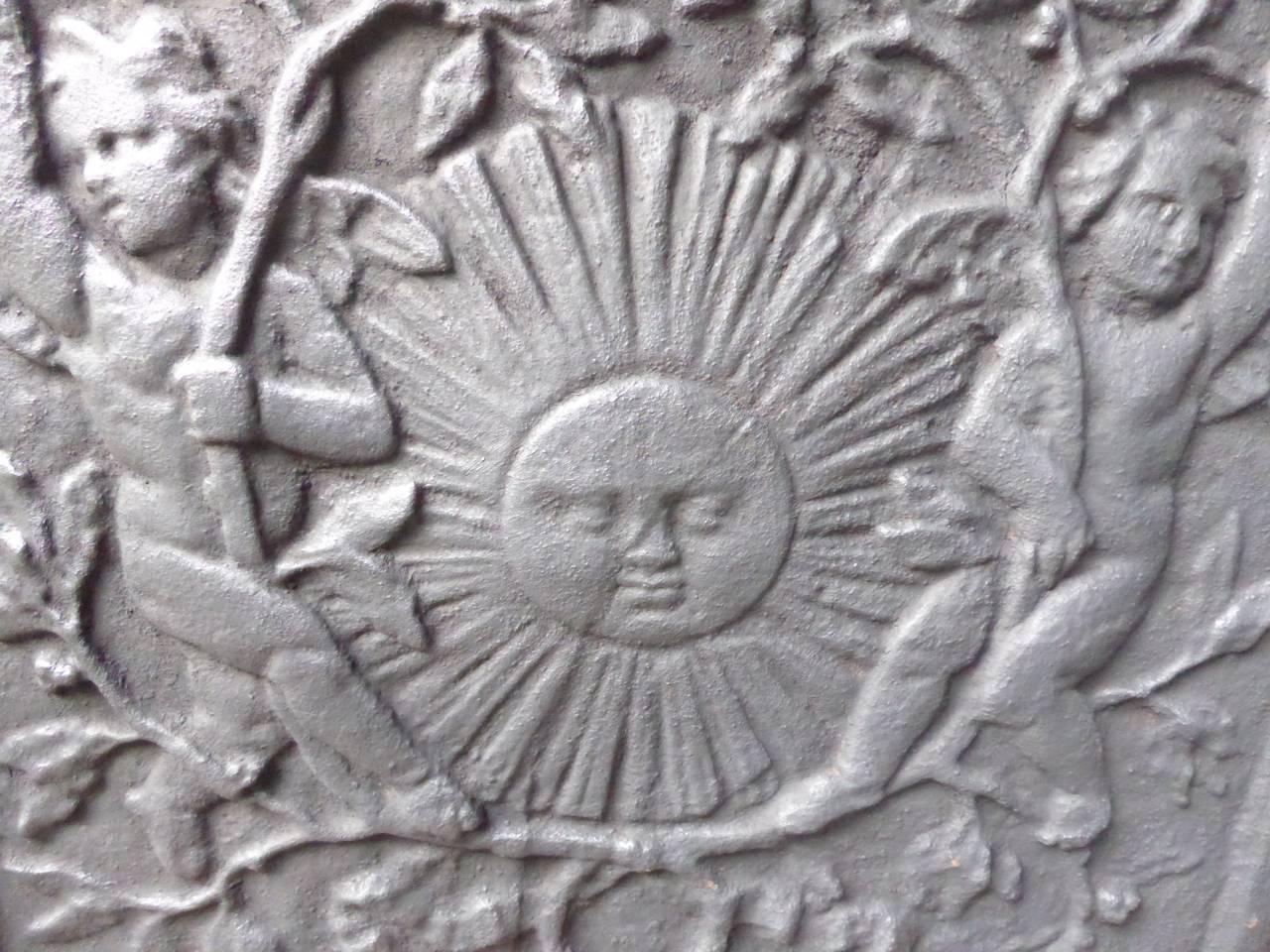 Cast French Louis XIV Style 'The Sun' Fireback