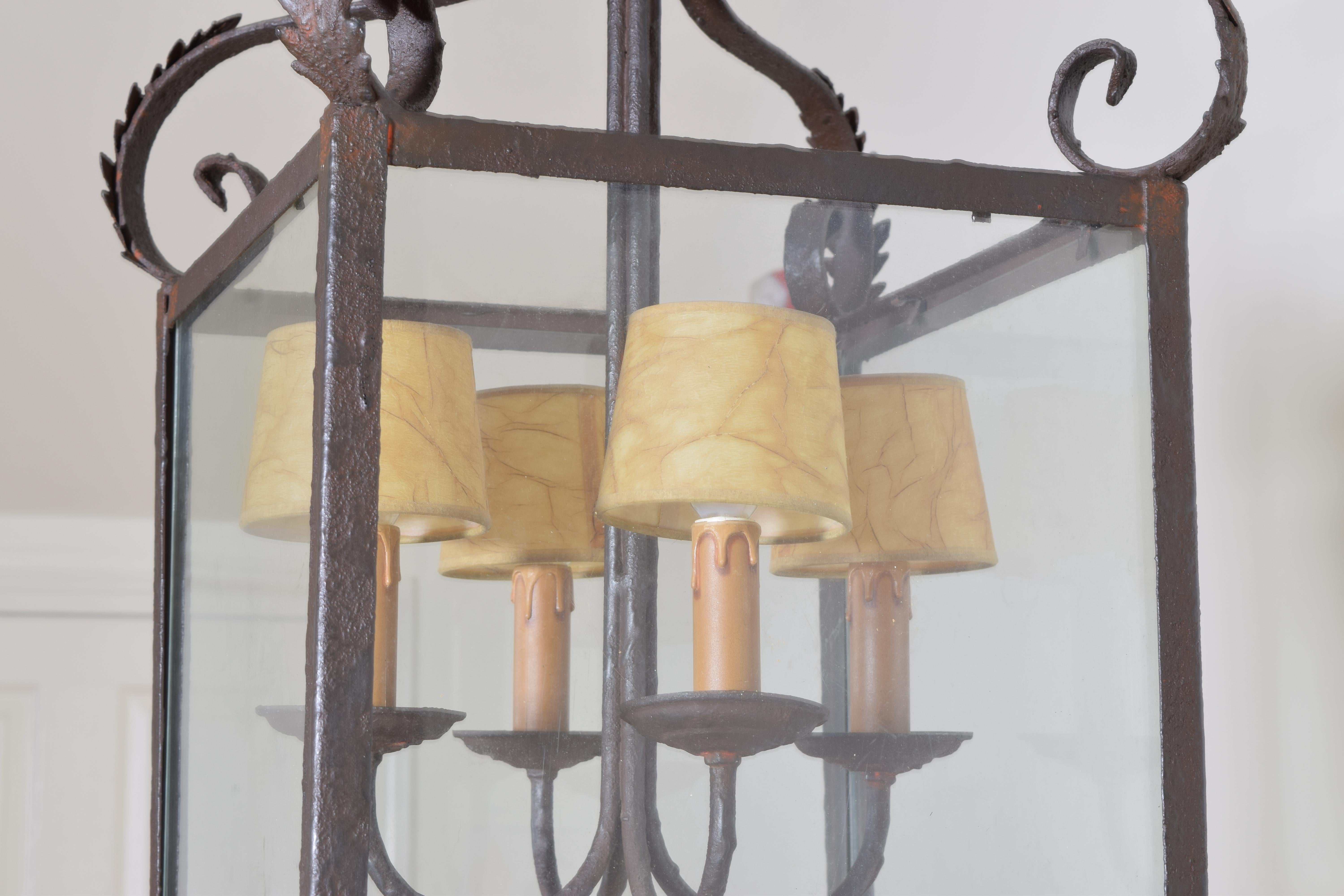 French Louis XIV Style Wrought Iron 4-Light Lantern, 1st quarter 20th century For Sale 3