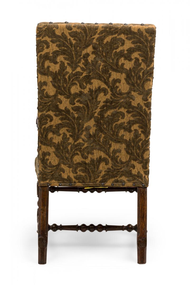 18th Century and Earlier French Louis XIV Walnut Floral tapestry Upholstered Armchair For Sale