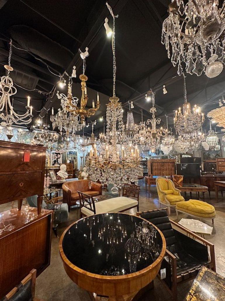 French Louis XV 12 light Chandelier In Good Condition For Sale In Dallas, TX