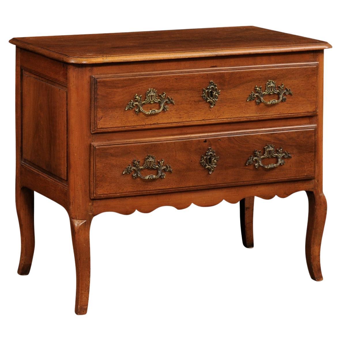 French Louis XV 1790s Walnut Commode Sauteuse with Two Drawers and Cabriole Legs