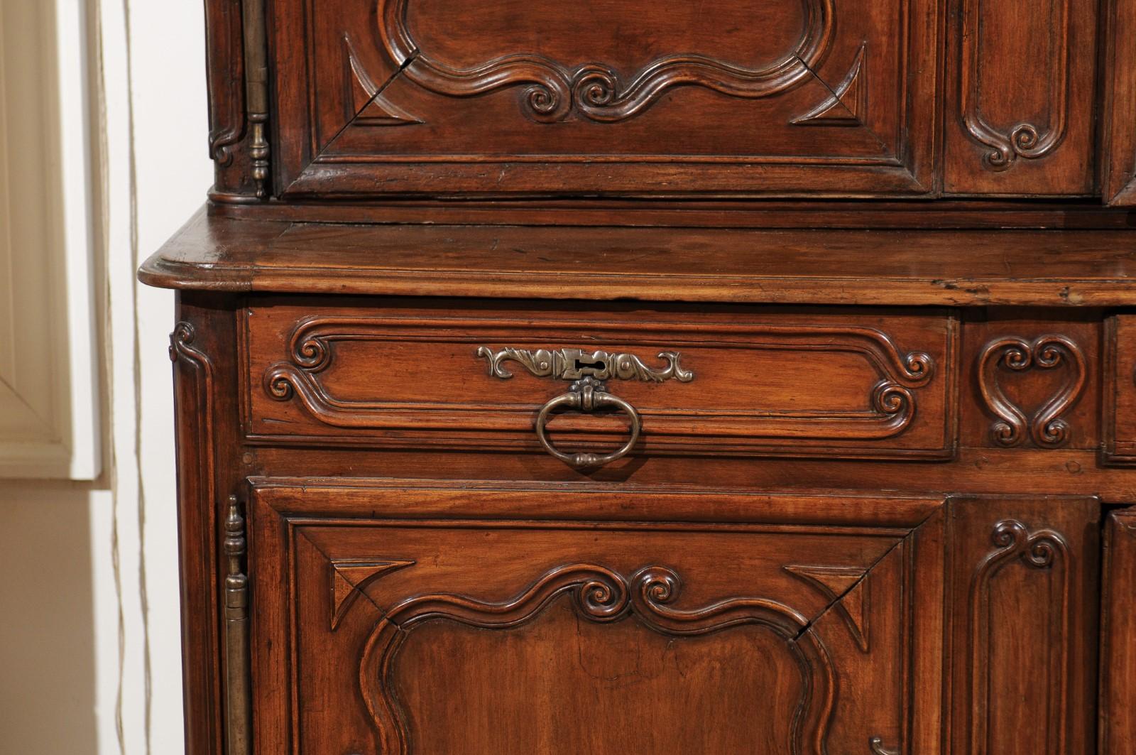 French Louis XV 18th Century Cherry Buffet à Deux-Corps from the Loire Valley For Sale 8