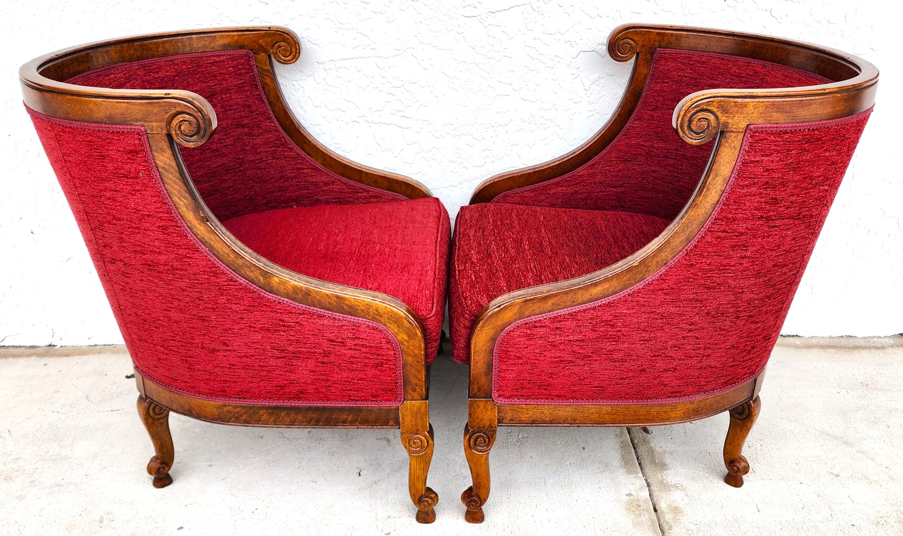 Pareja de sillones franceses Luis XV en venta 1