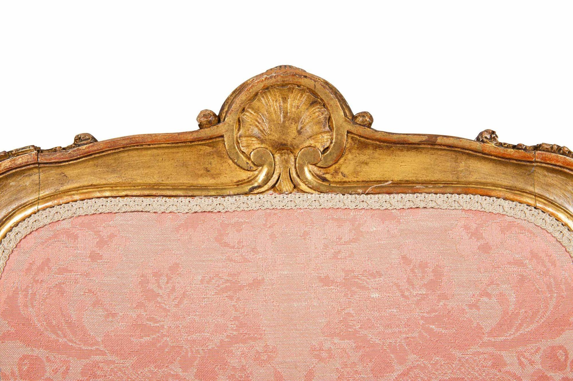 French Louis XV Antique Carved Giltwood Window Bench For Sale 15