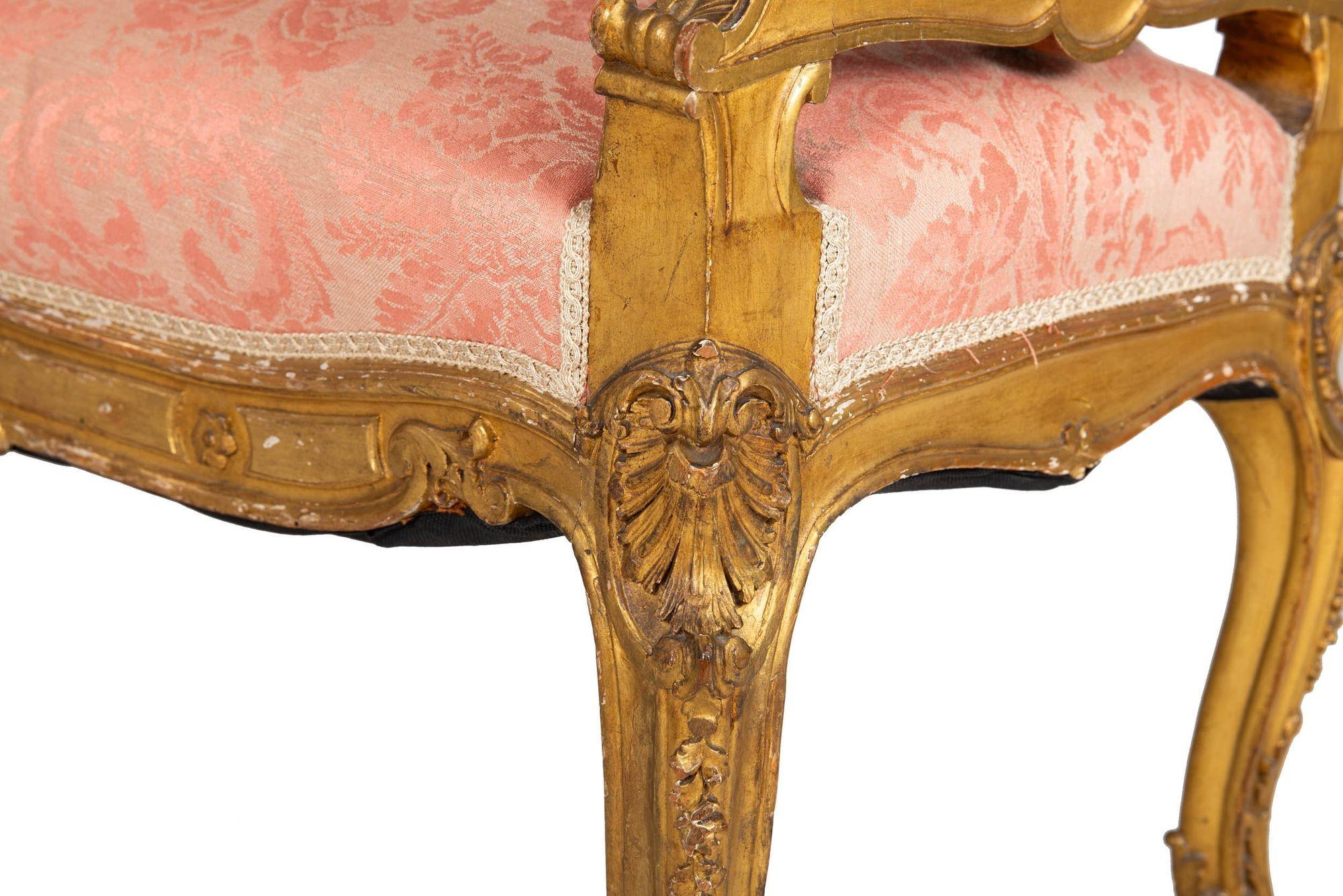 French Louis XV Antique Carved Giltwood Window Bench For Sale 5