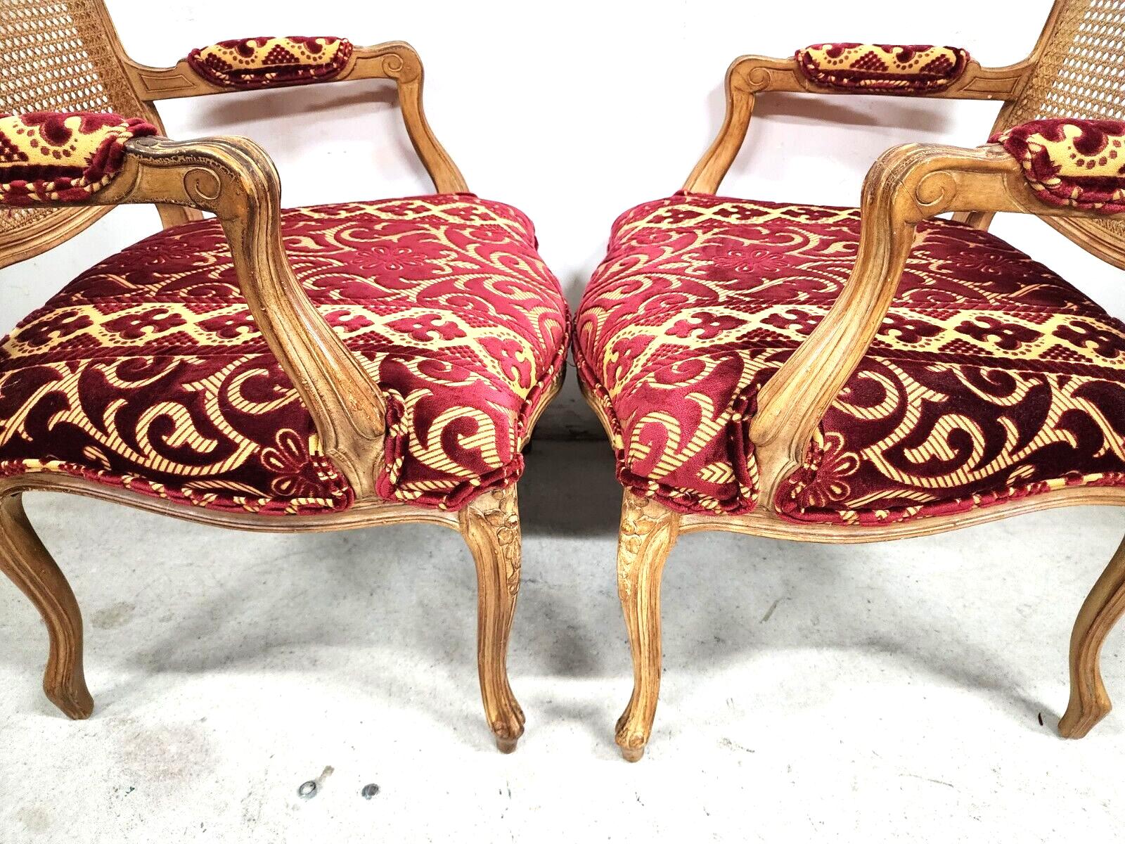 French Louis XV Armchairs Fauteuil Vintage For Sale 1