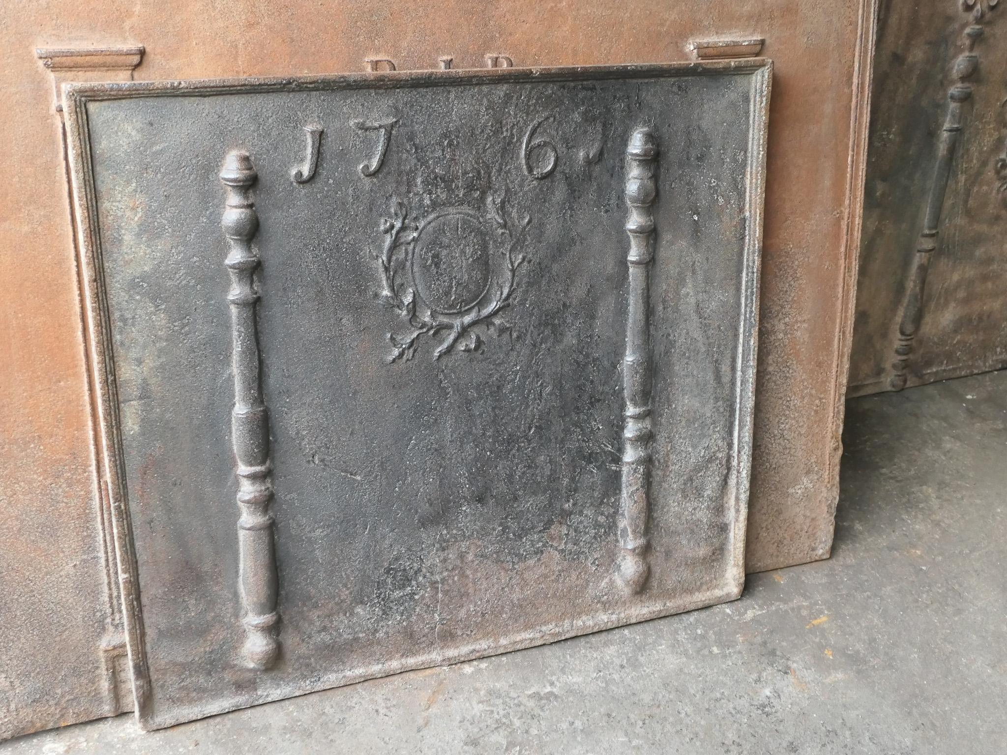 18th Century and Earlier French Louis XV 'Arms of France' Fireback / Backsplash, 18th Century For Sale