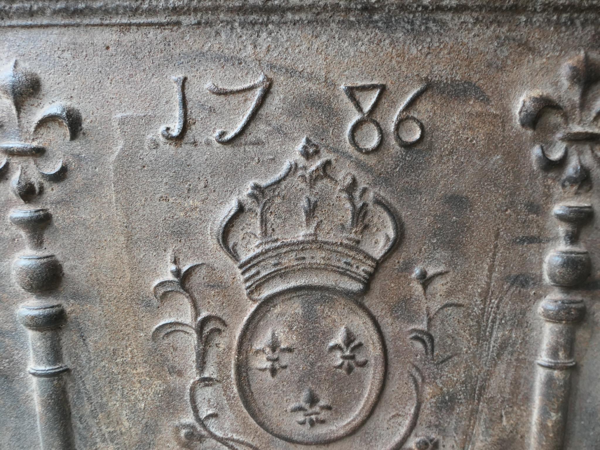 Fer Plaque de cheminée française ancienne Louis XV « Arms of France », 18ème siècle en vente