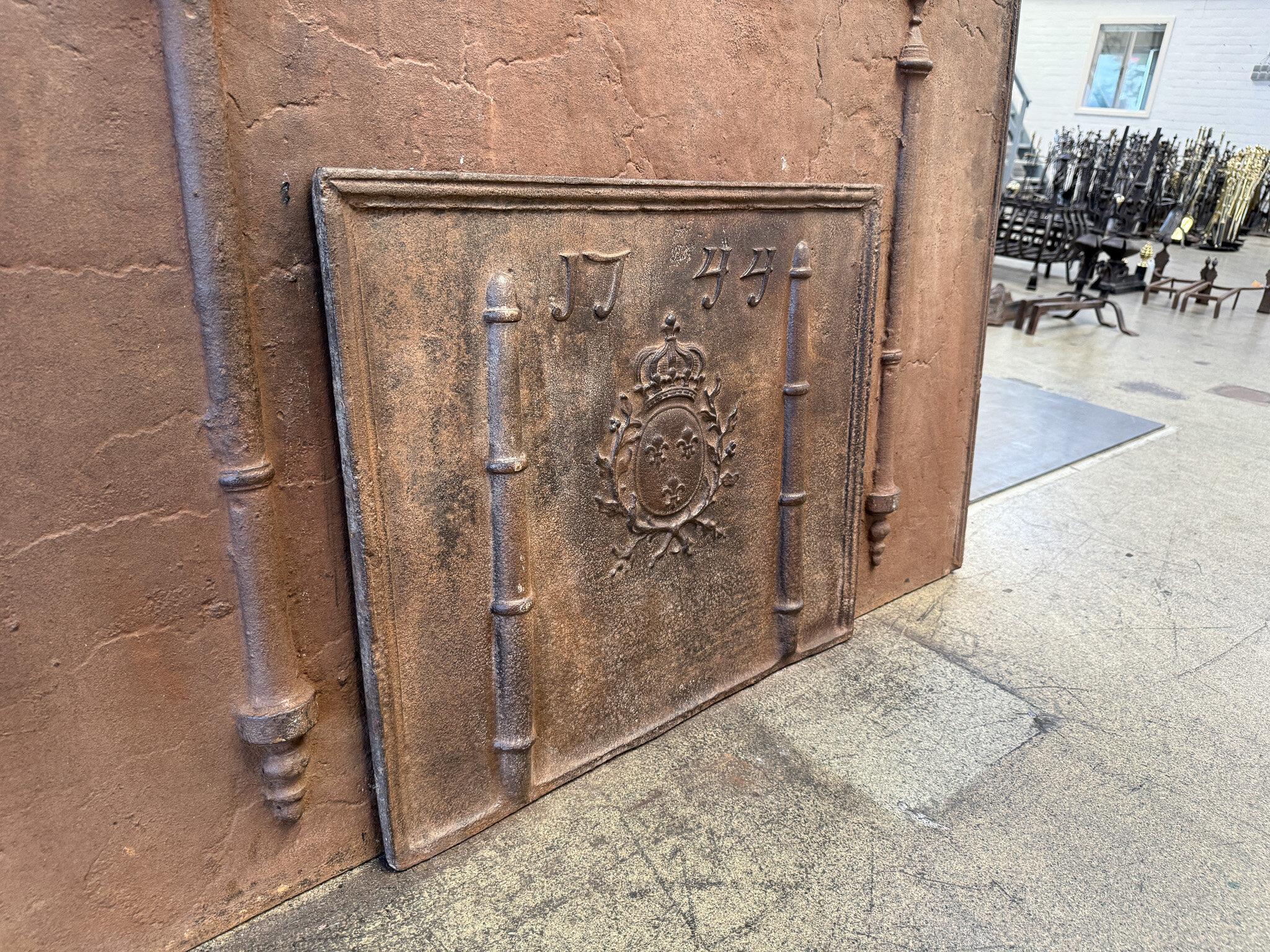 French Louis XV Arms of France Fireback / Backsplash, Dated 1744 For Sale 3