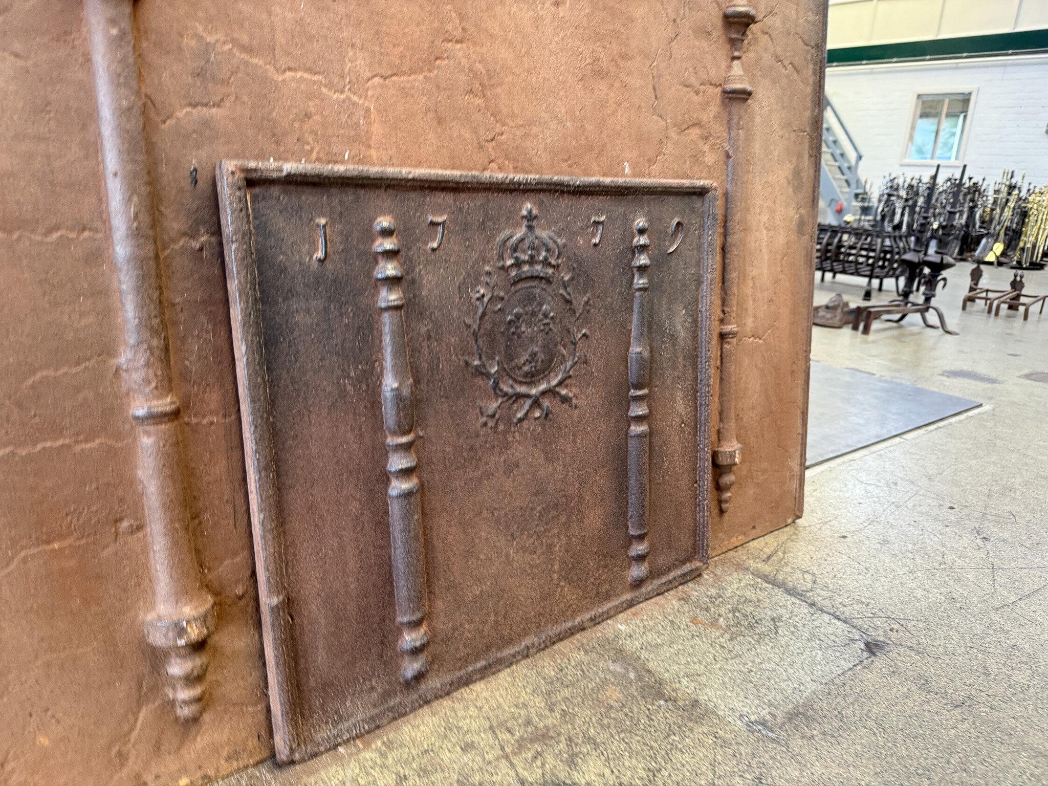 French Louis XV Arms of France Fireback / Backsplash, Dated 1779 For Sale 3