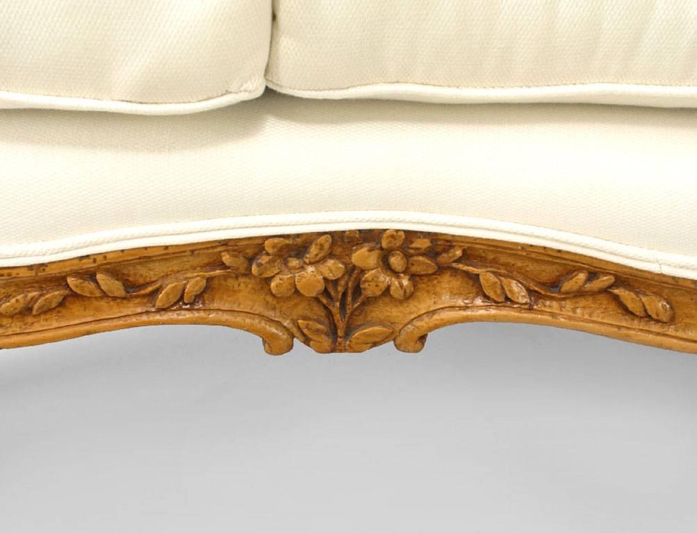 Upholstery French Louis XV Beechwood Chaise For Sale