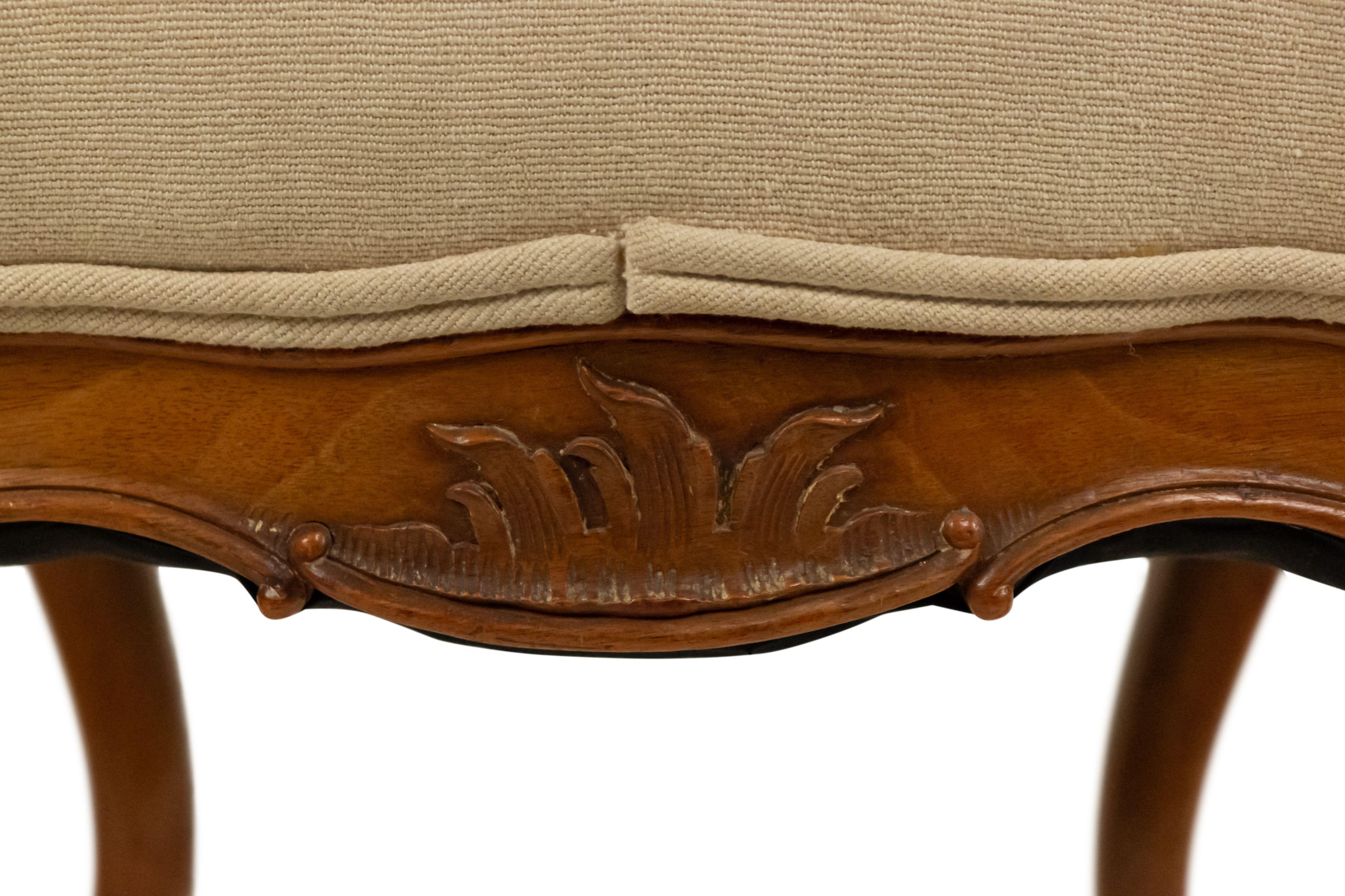 Francese Panca imbottita francese Luigi XV beige in vendita